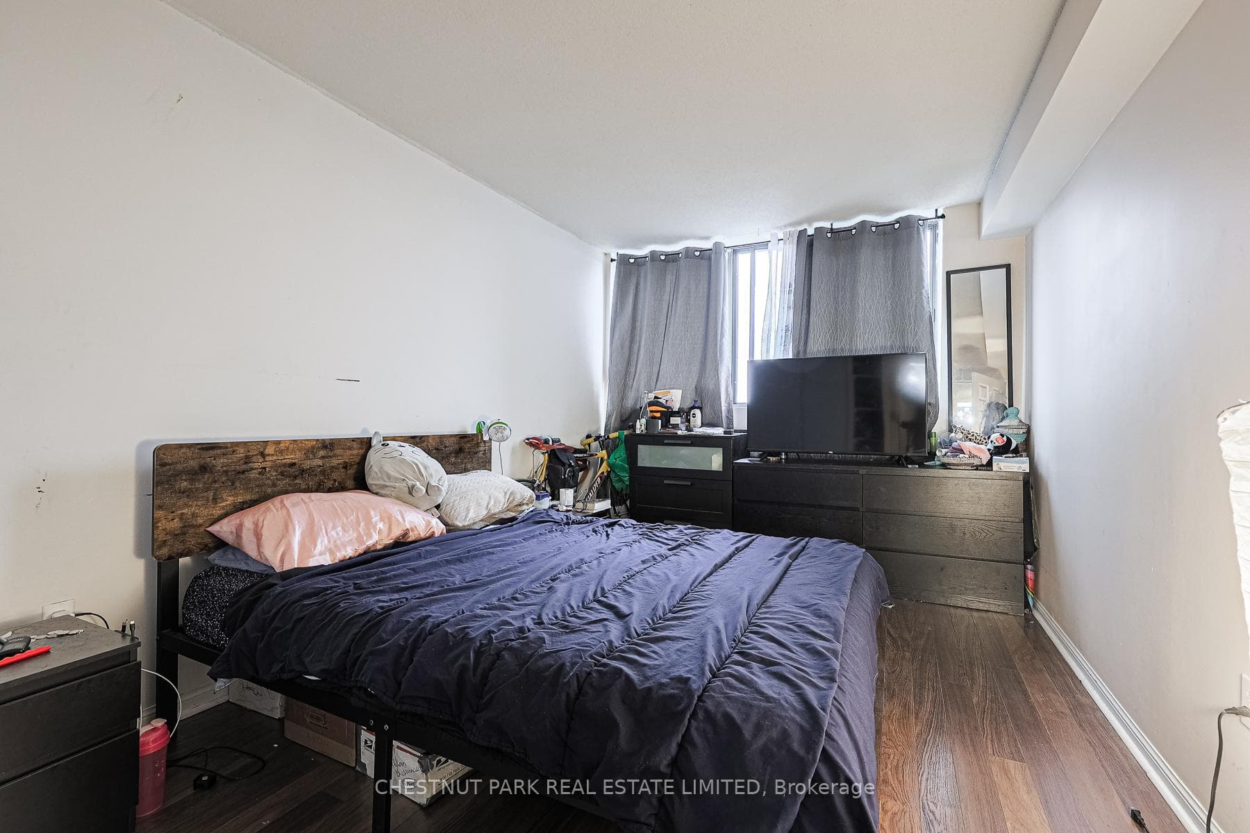 757 Victoria Park Avenue Unit 801 photo 17