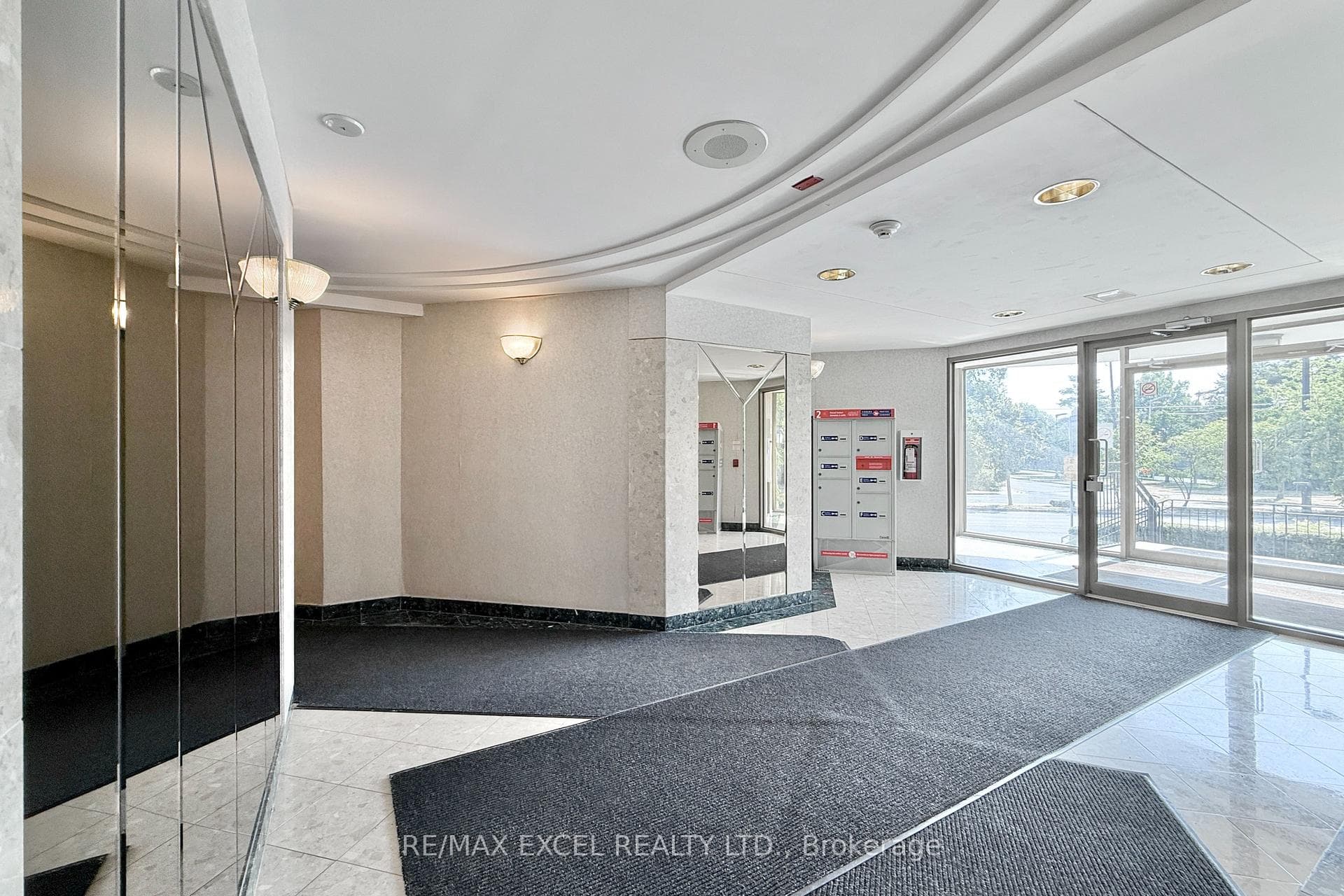 38 Hollywood Avenue Unit 312 photo 30