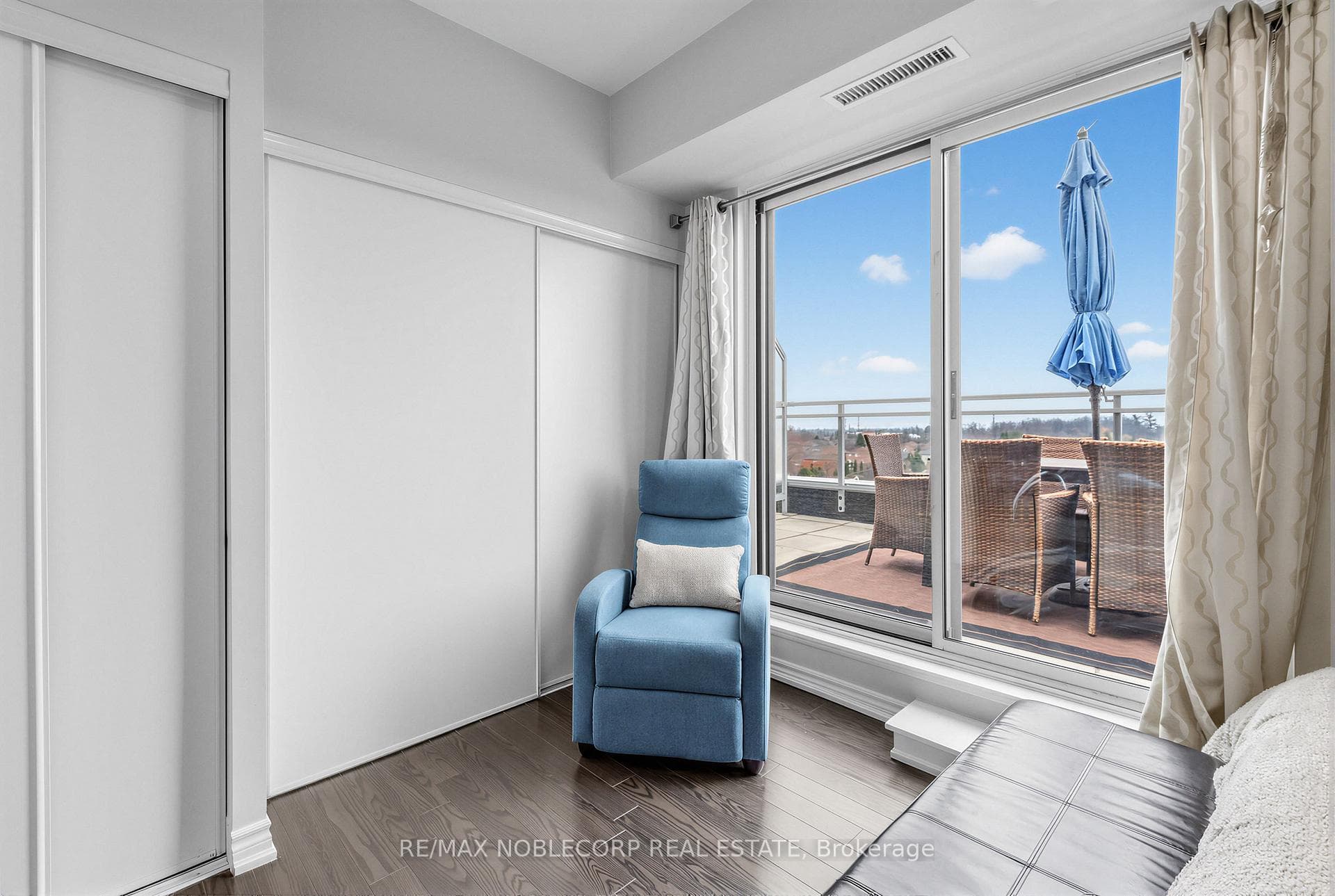 7730 Kipling Avenue Unit 610 photo 13
