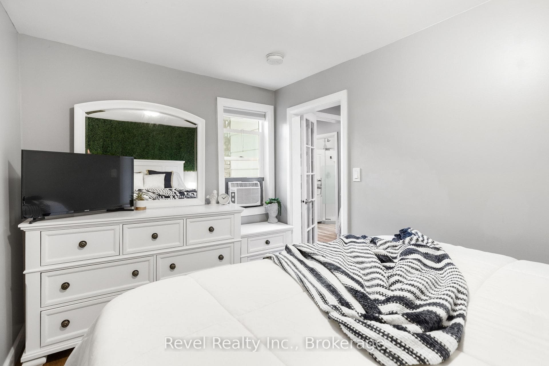 78 Golden Mile Road photo 18