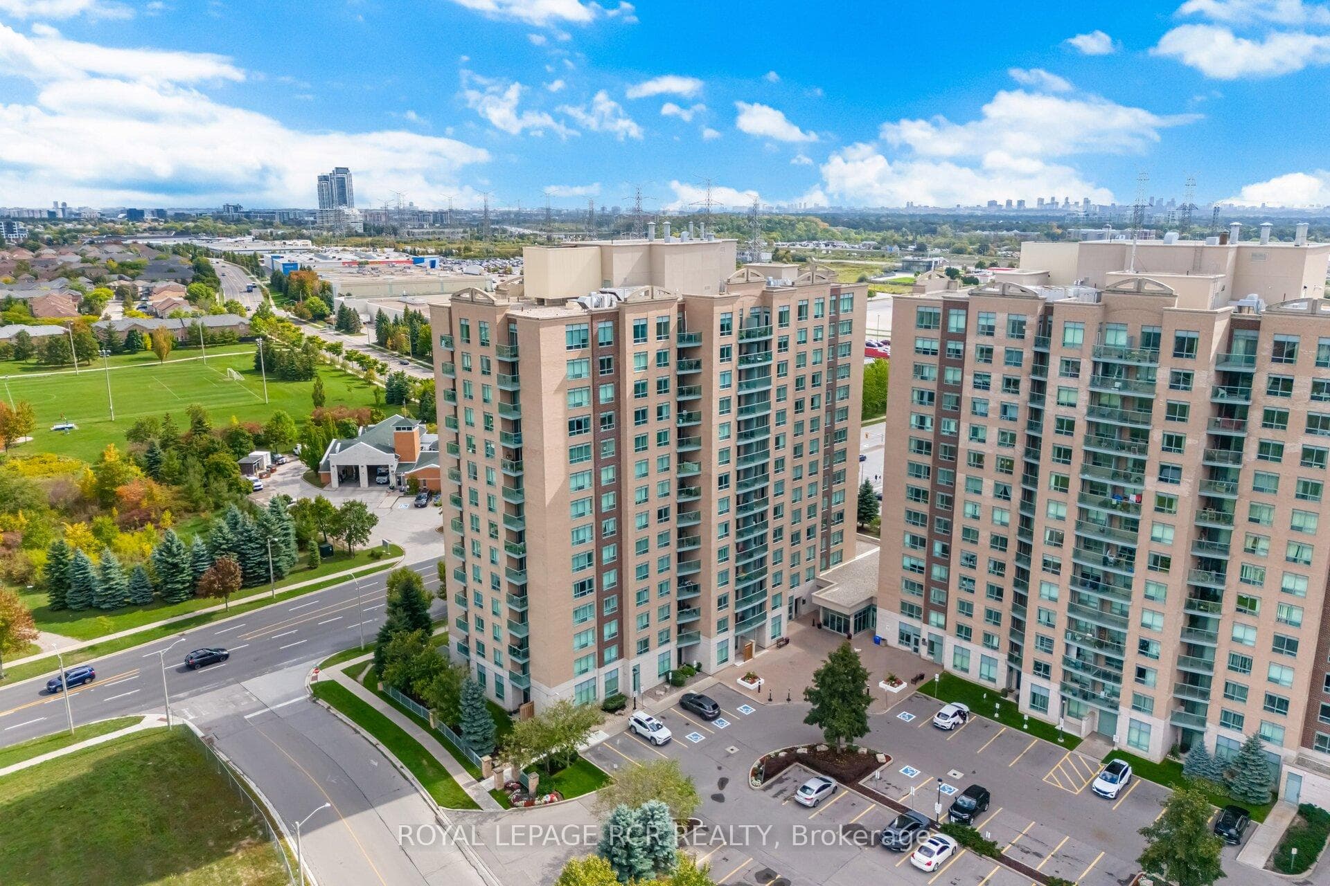 11 Oneida Crescent Unit 301 photo 27