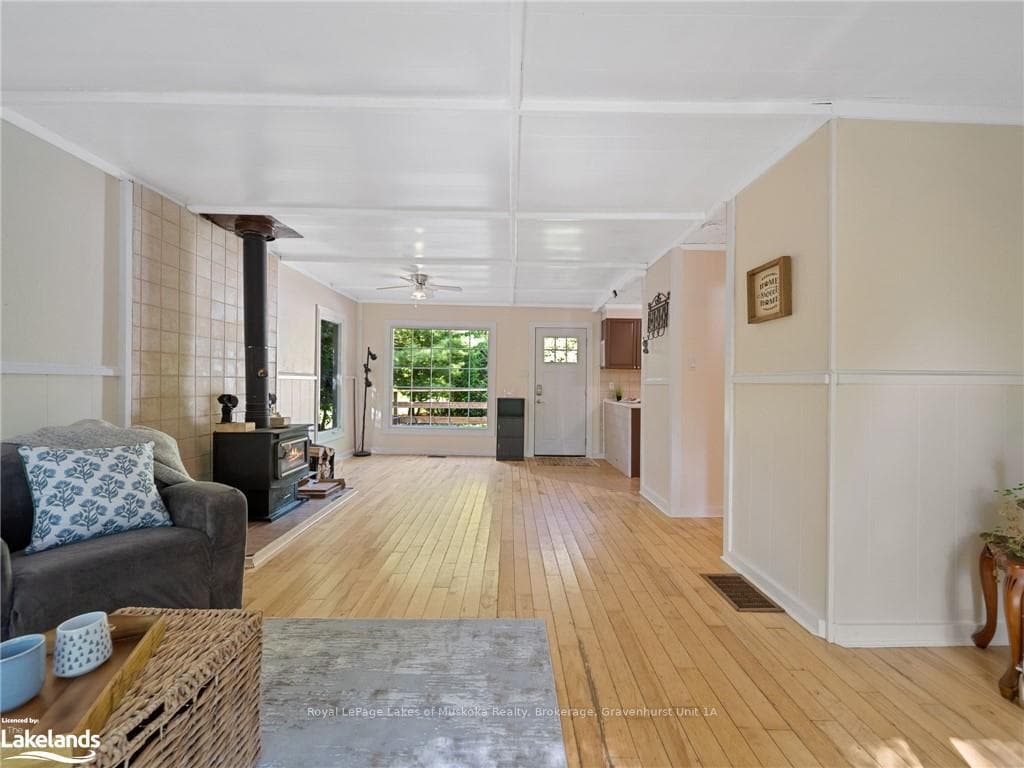 7339 DAVY Drive photo 8