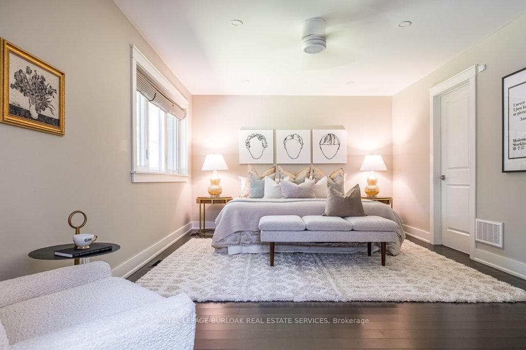 681 George Street photo 23