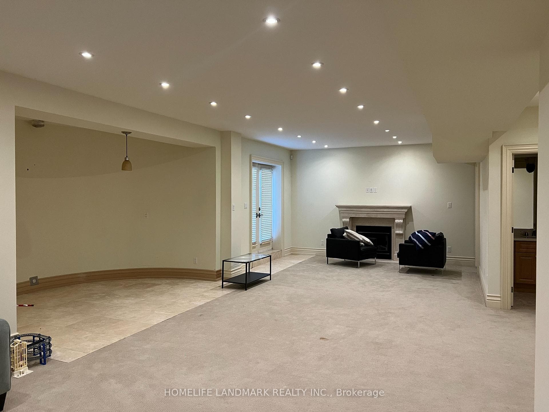 330 Hillcrest Avenue photo 23