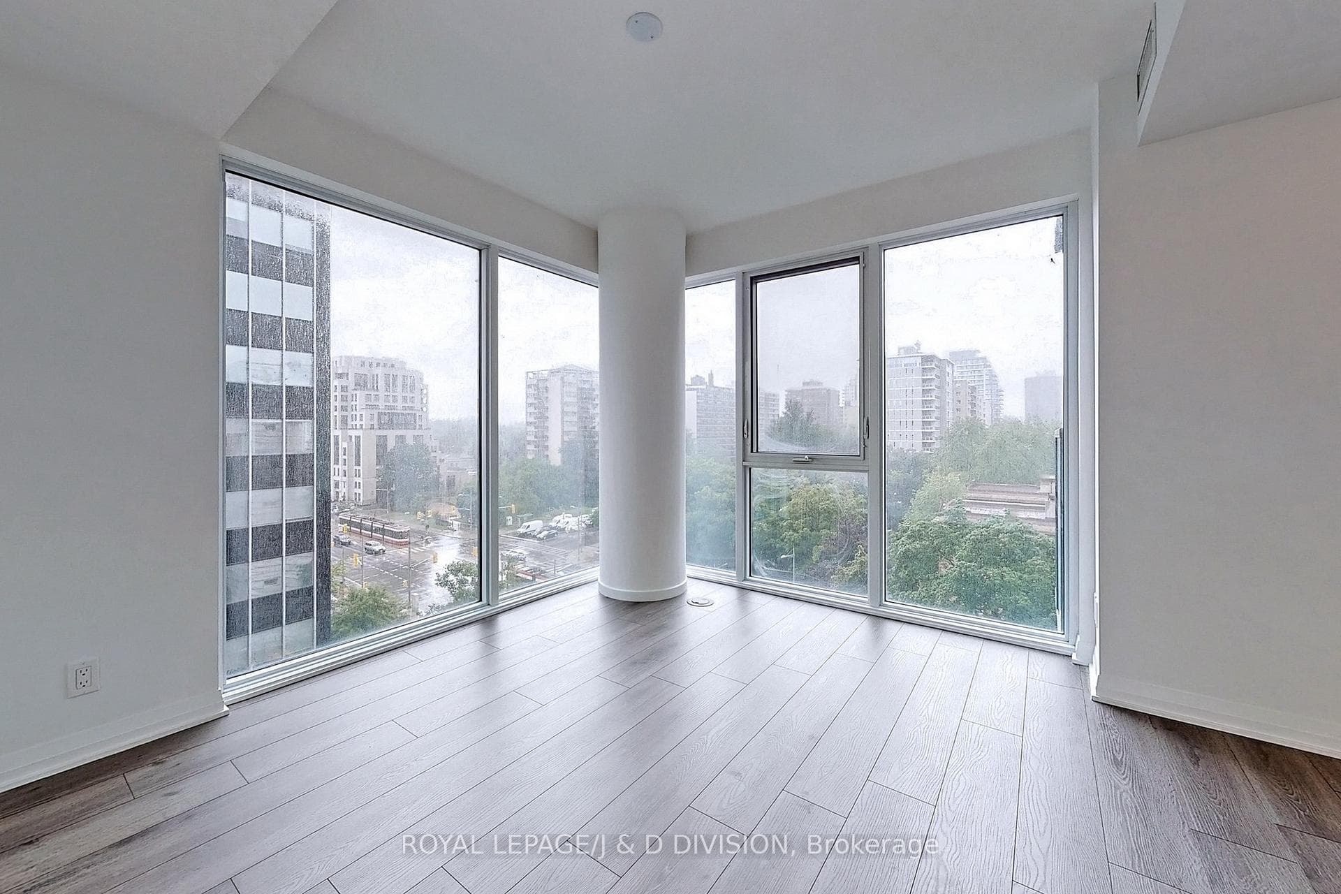 99 Foxbar Road Unit 804 photo 12