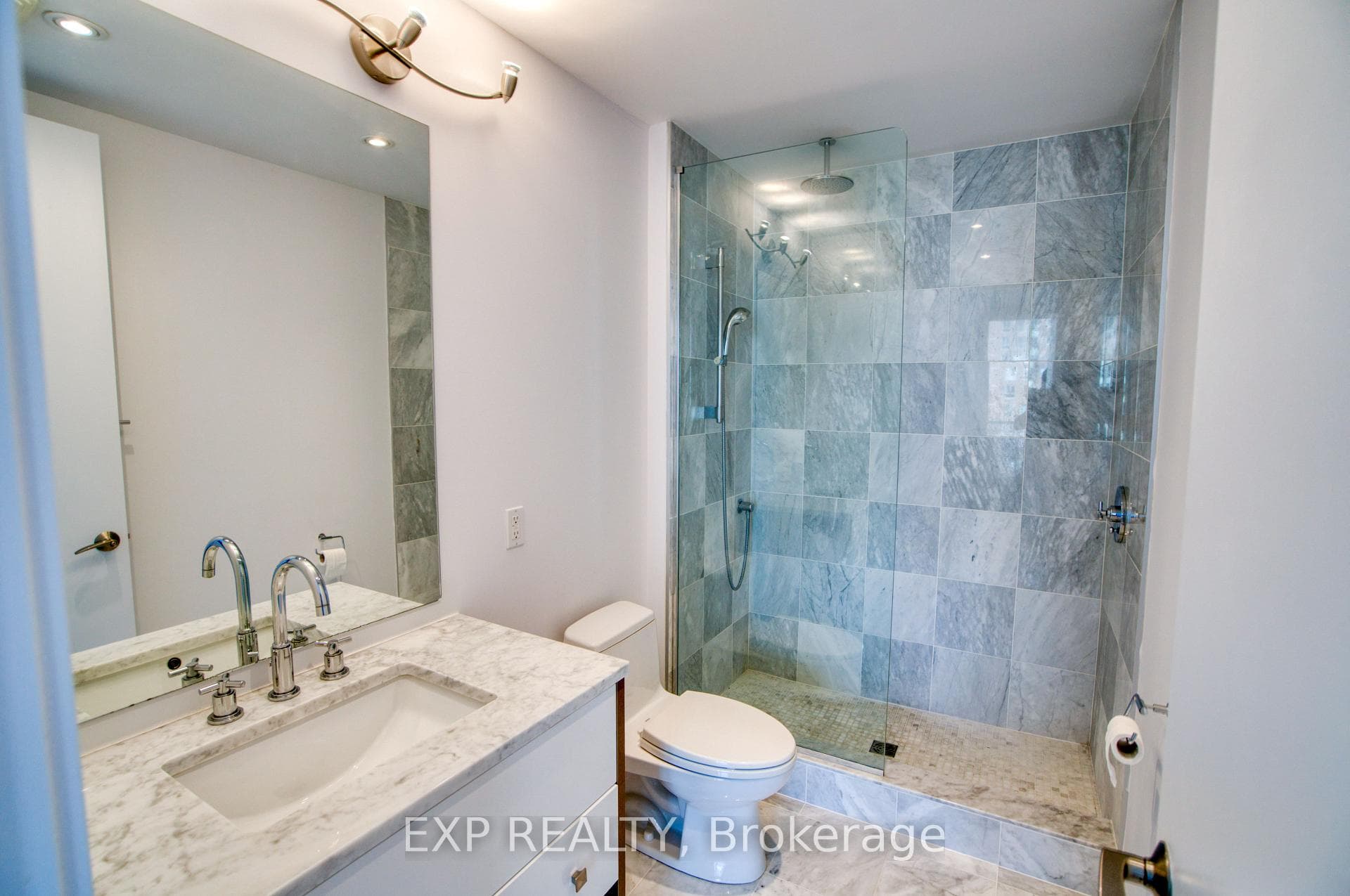 300 Lisgar Street Unit 603 photo 22