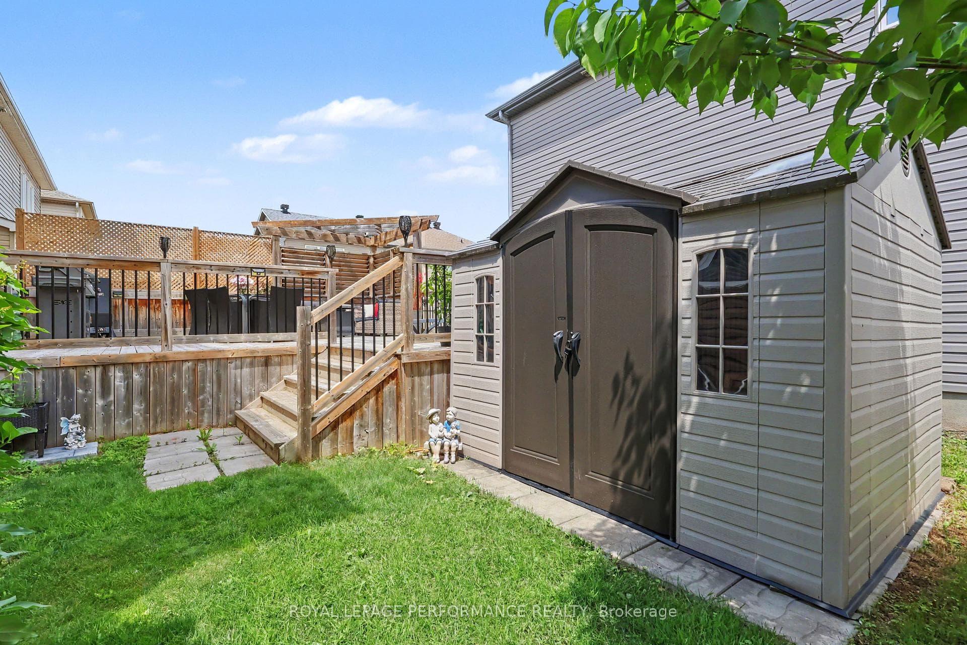 717 Magnolia Street photo 29