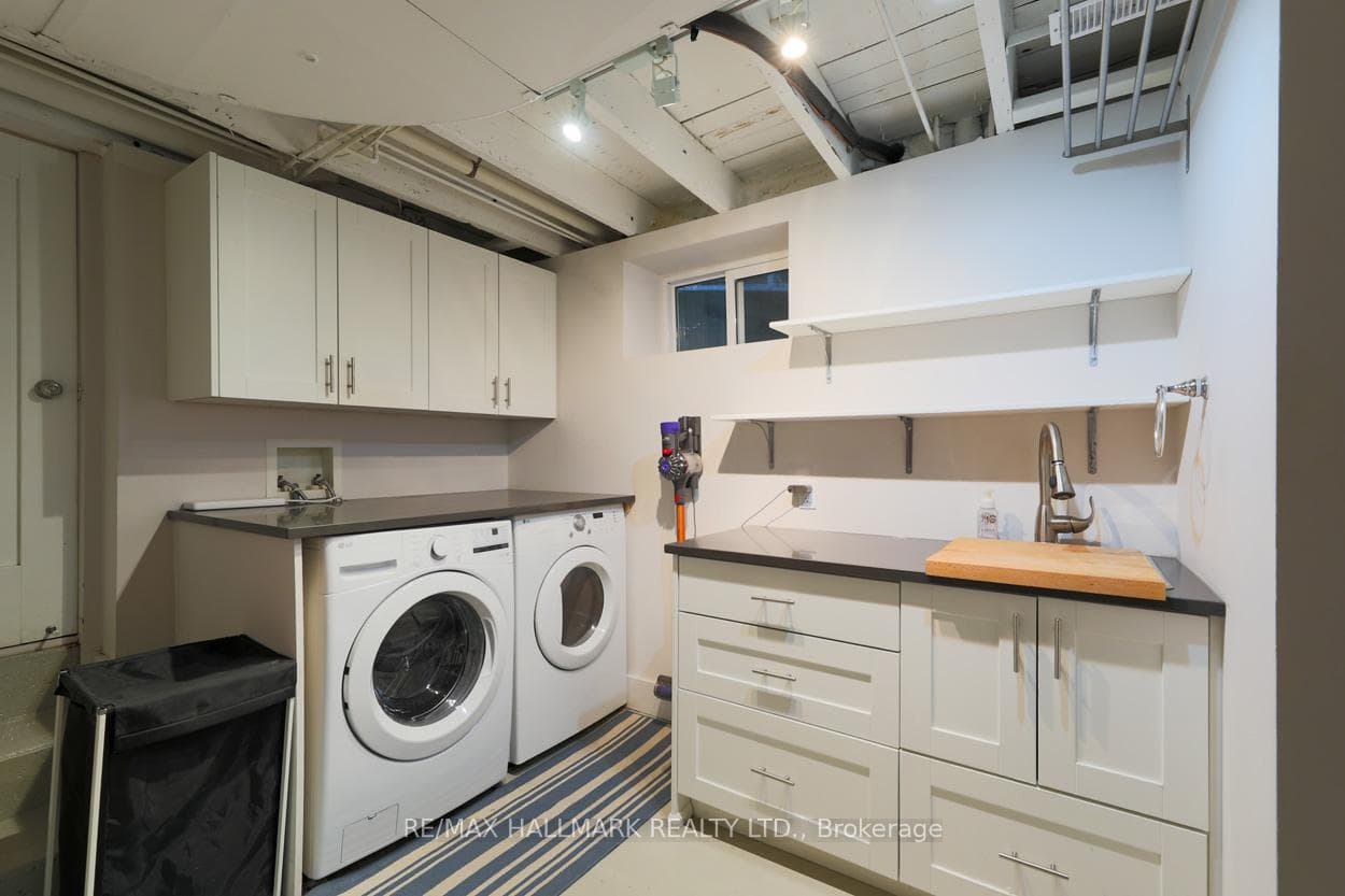 239 Bain Avenue photo 30