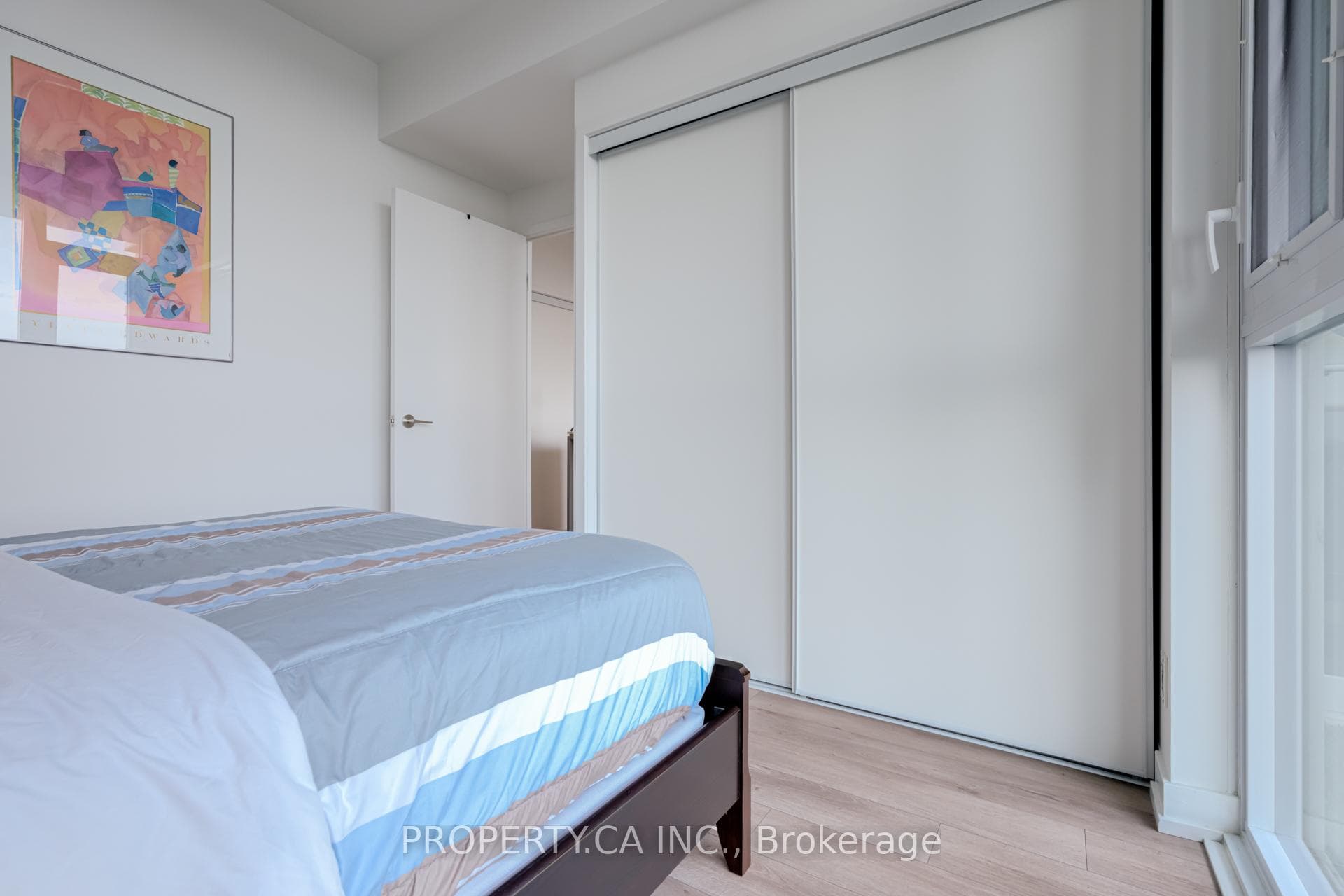 33 Helendale Avenue Unit 719 photo 13