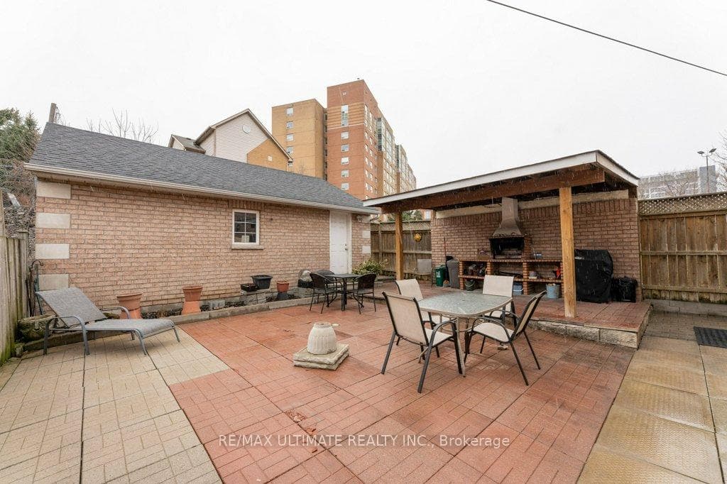 1496 Keele Street photo 41