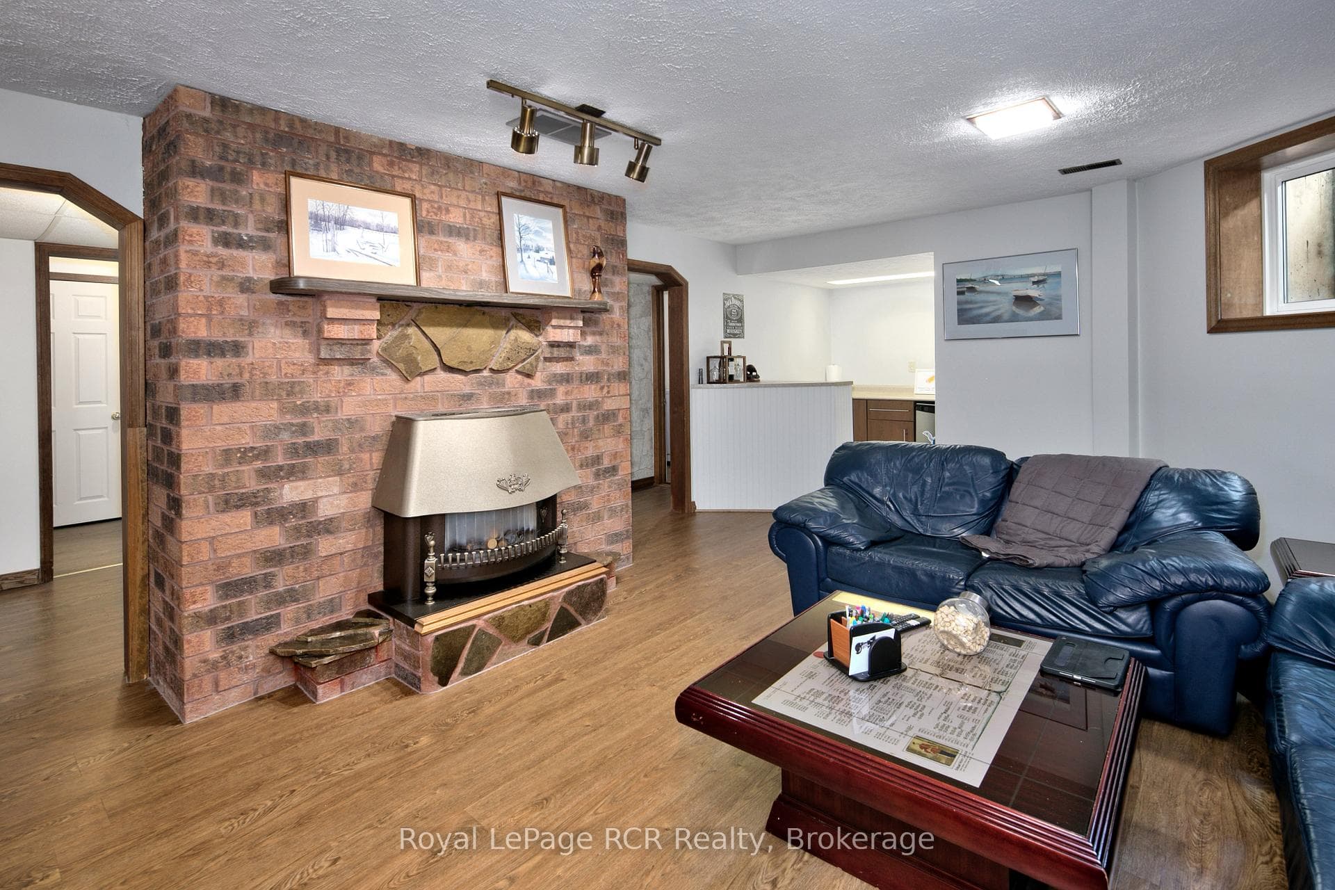 935 27th Street photo 25