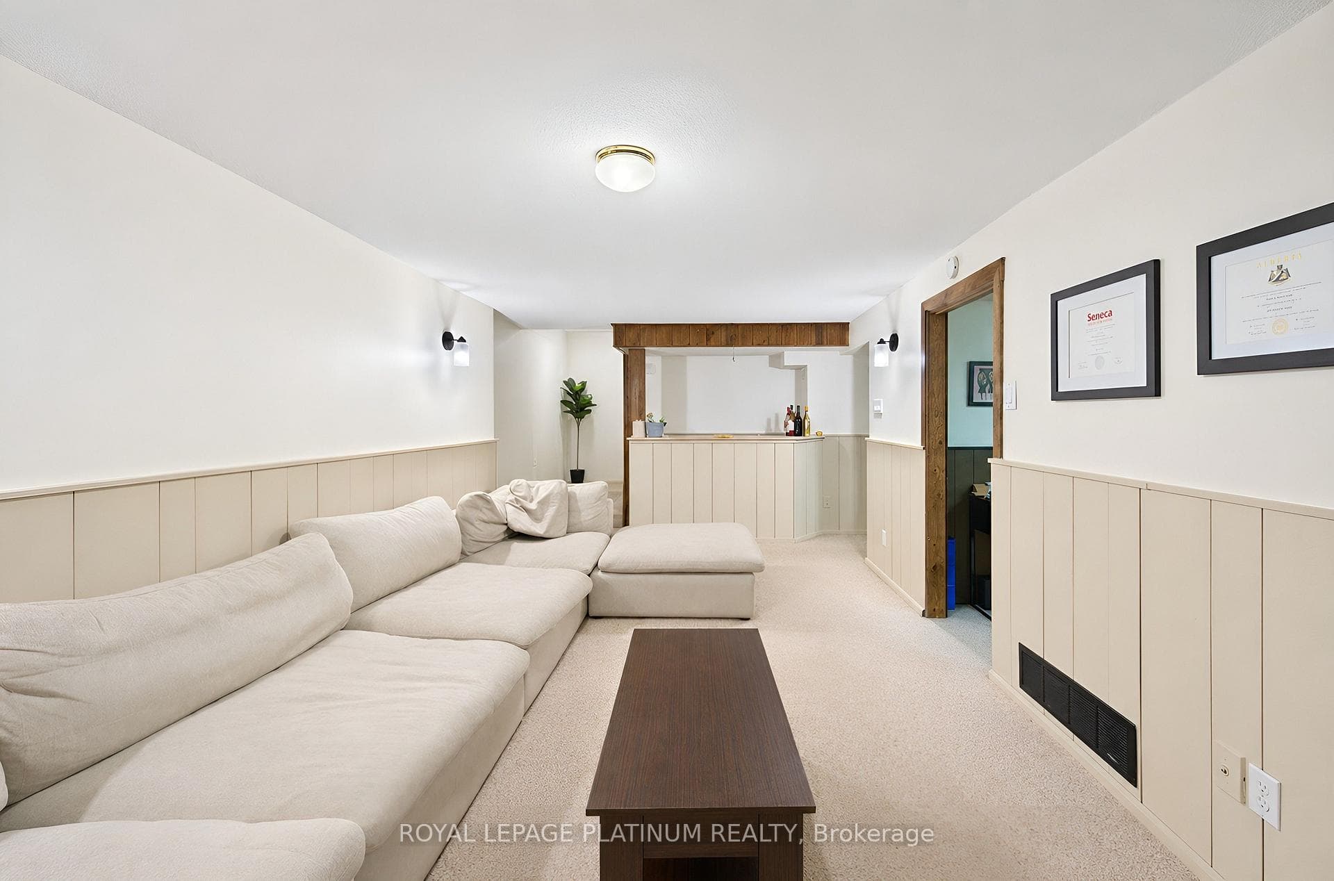 47 PARKVIEW Place photo 40