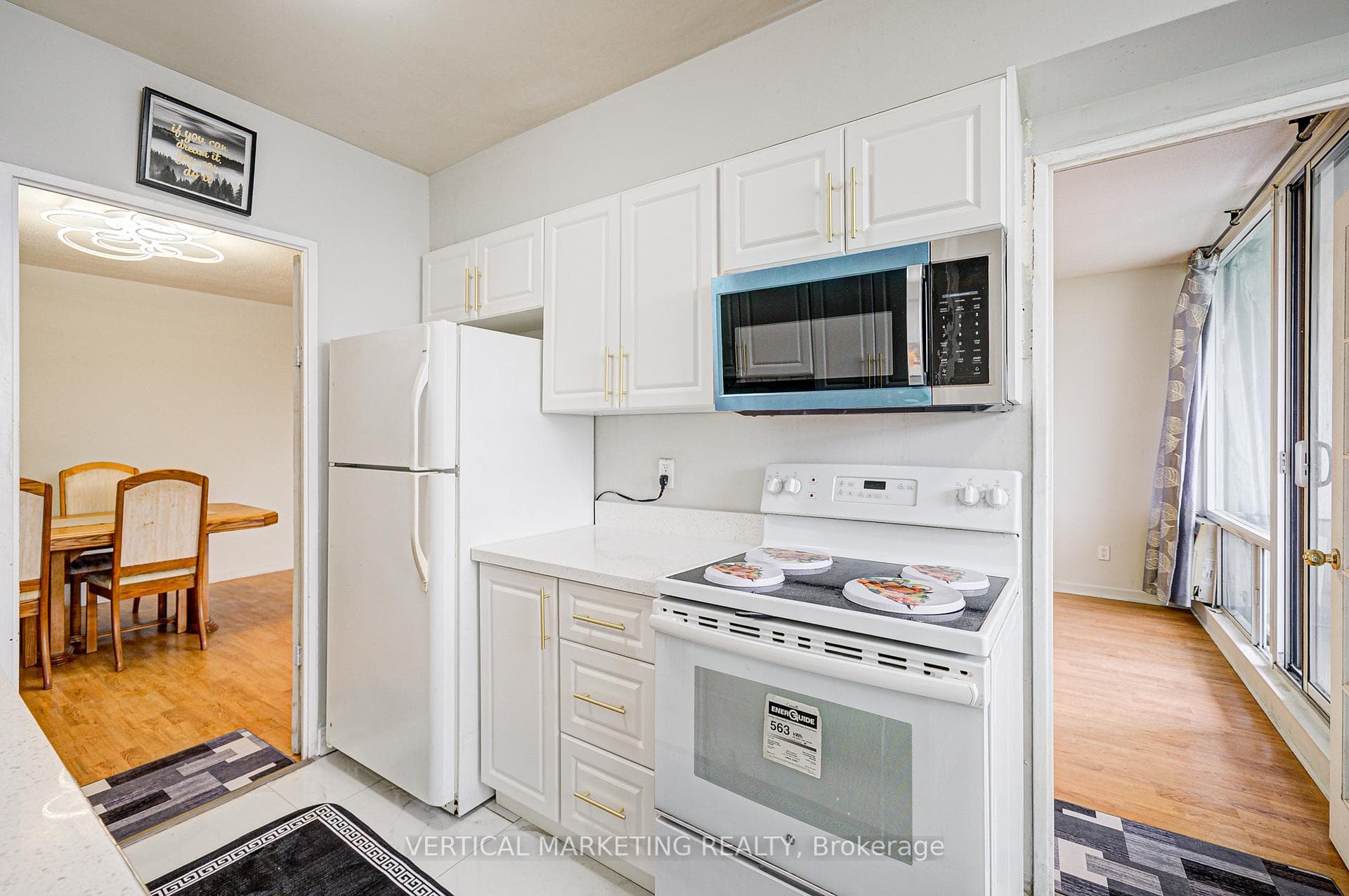 20 Gilder Drive Unit PH07 photo 16