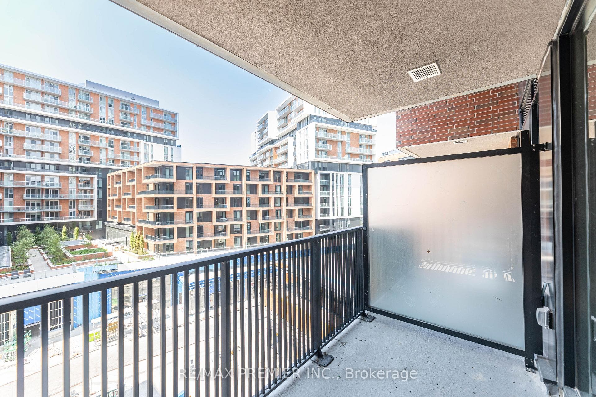 38 Simcoe Promenade Unit 701 photo 27