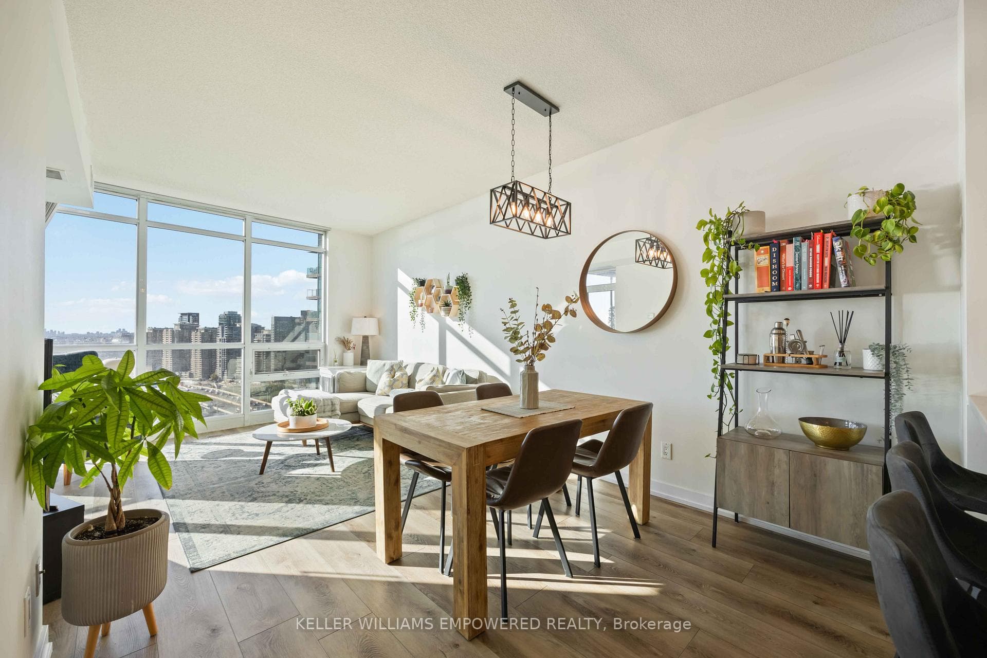 219 Fort York Boulevard Unit 2511 photo 8