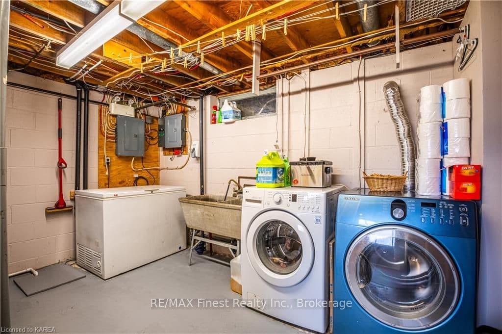 50 HARVARD Place photo 30