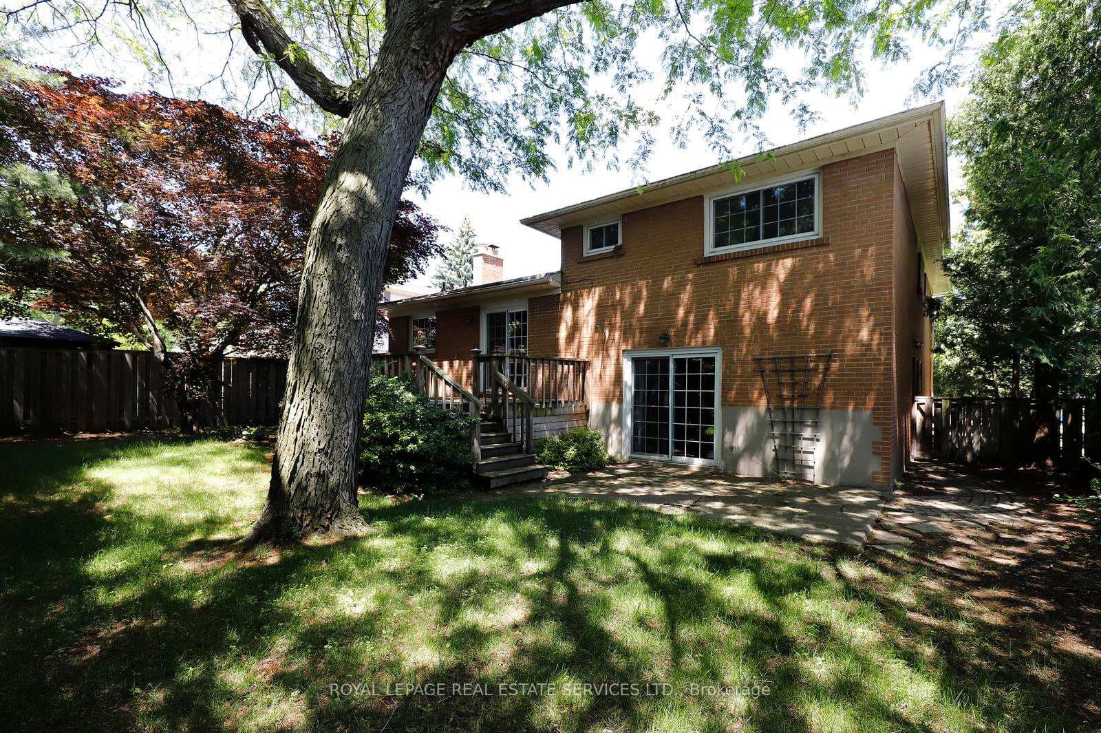 1492 Hillgrove Road photo 49