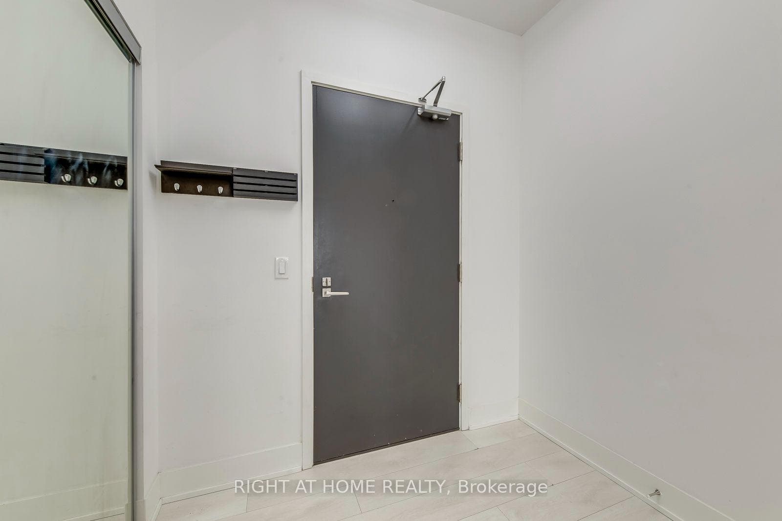 2916 Highway 7 Road Unit 3202 photo 5