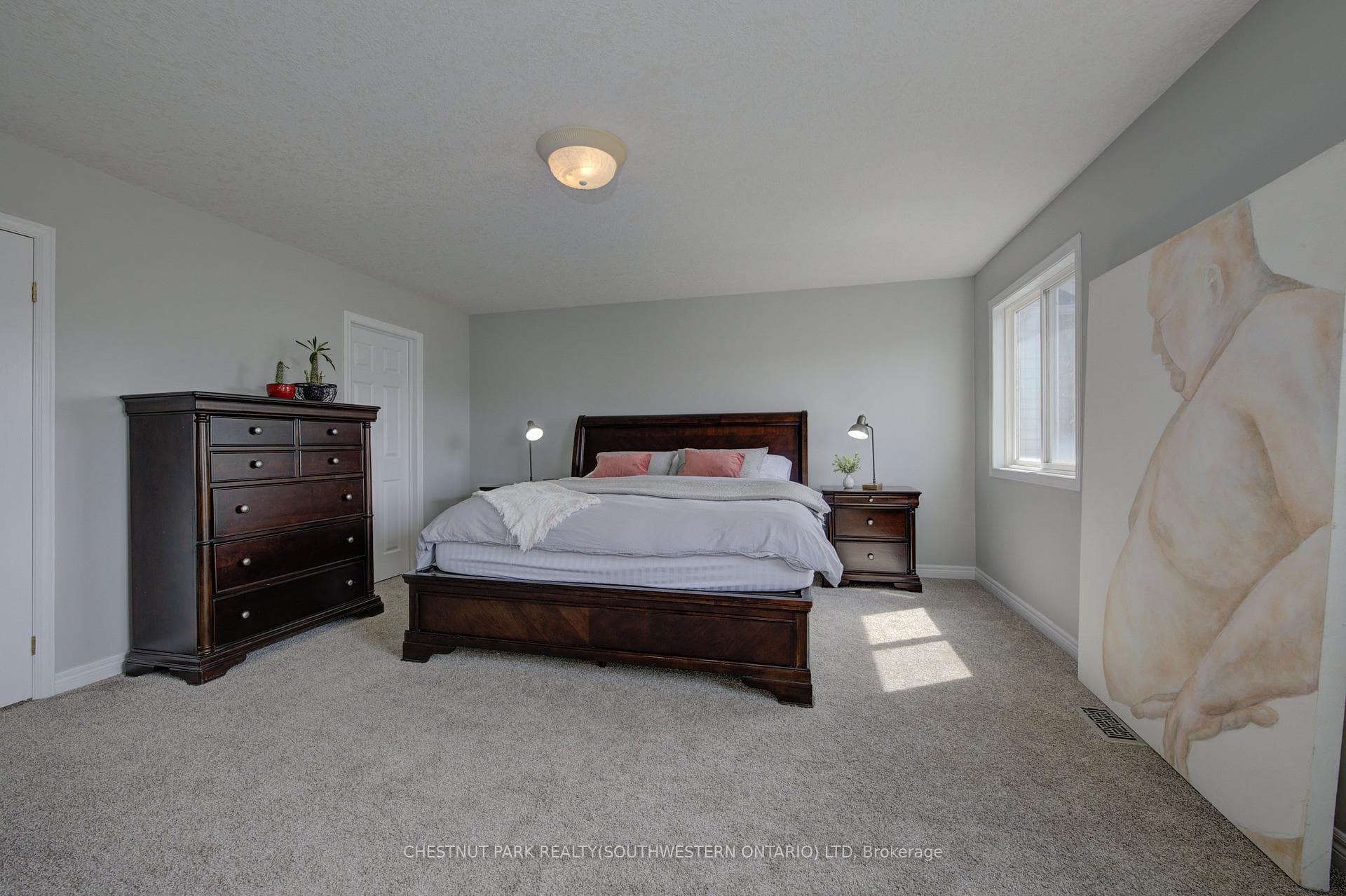 752 Brandenburg Boulevard photo 18