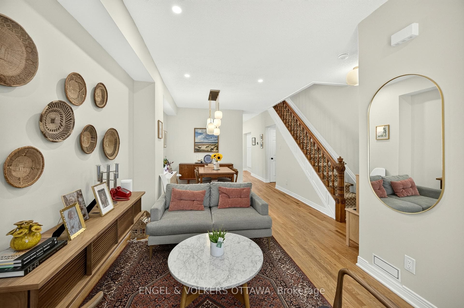 68 Upper Lorne Place photo 11