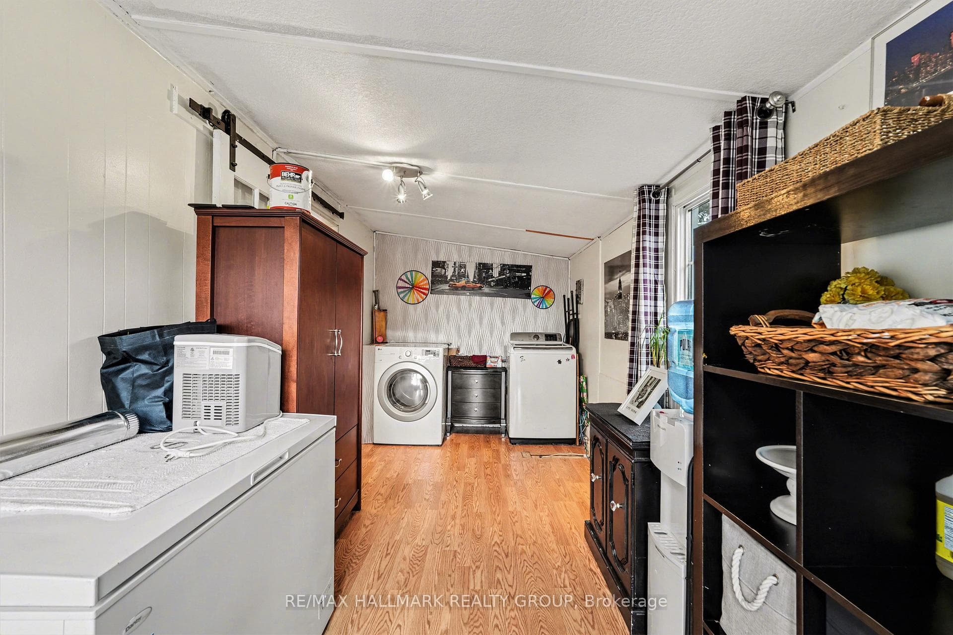 5 Strickland Private photo 13