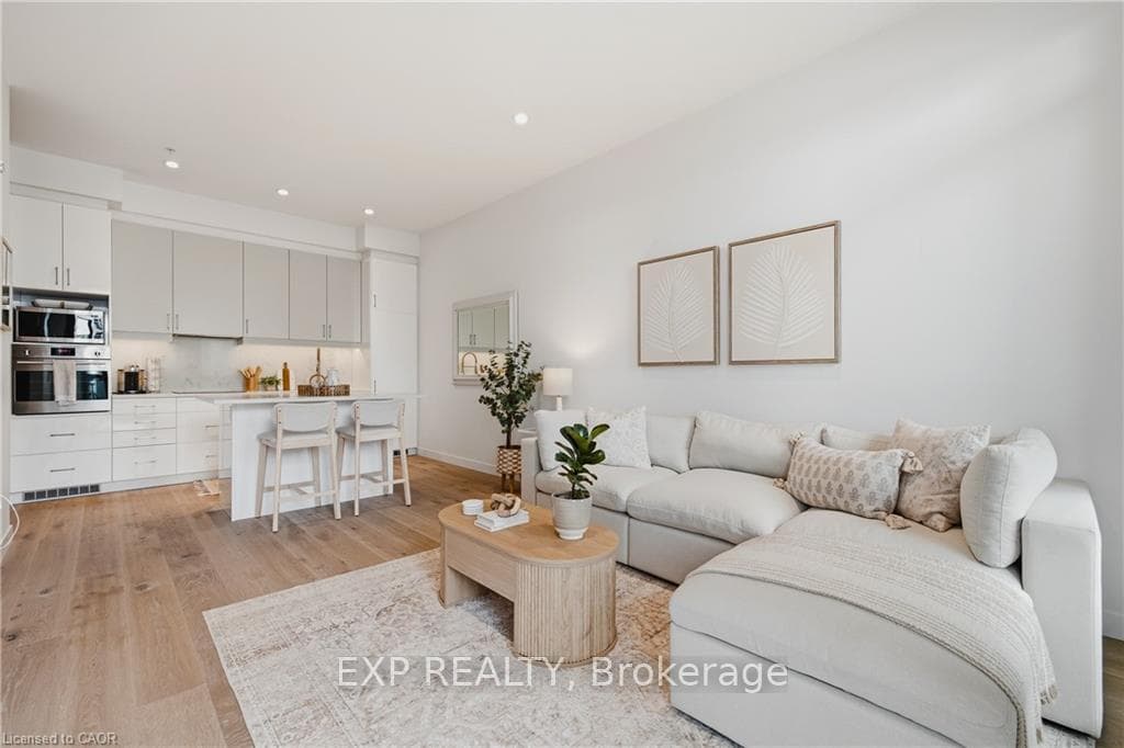 181 King Street Unit 608 photo 1