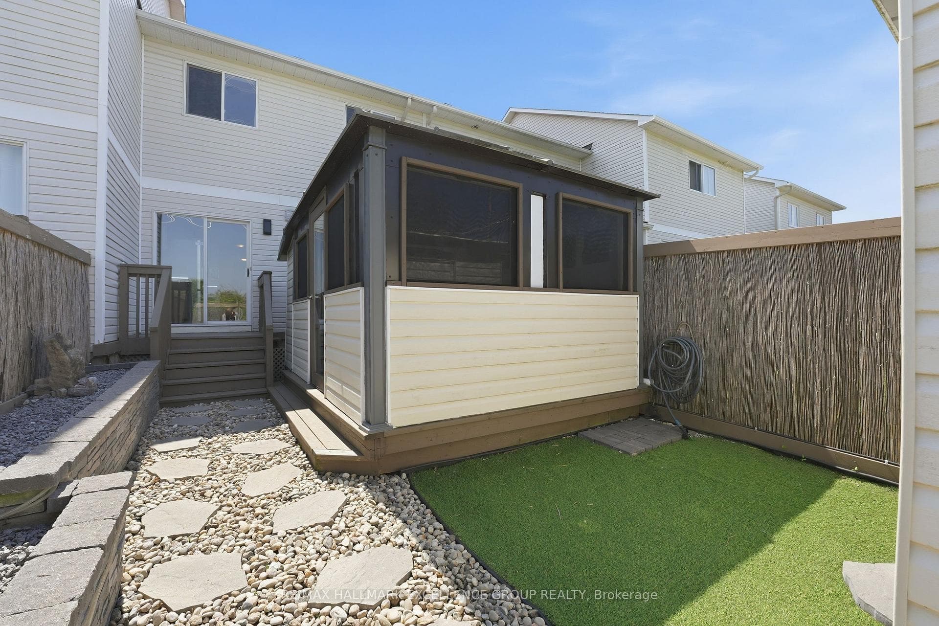 887 Nesting Way photo 46
