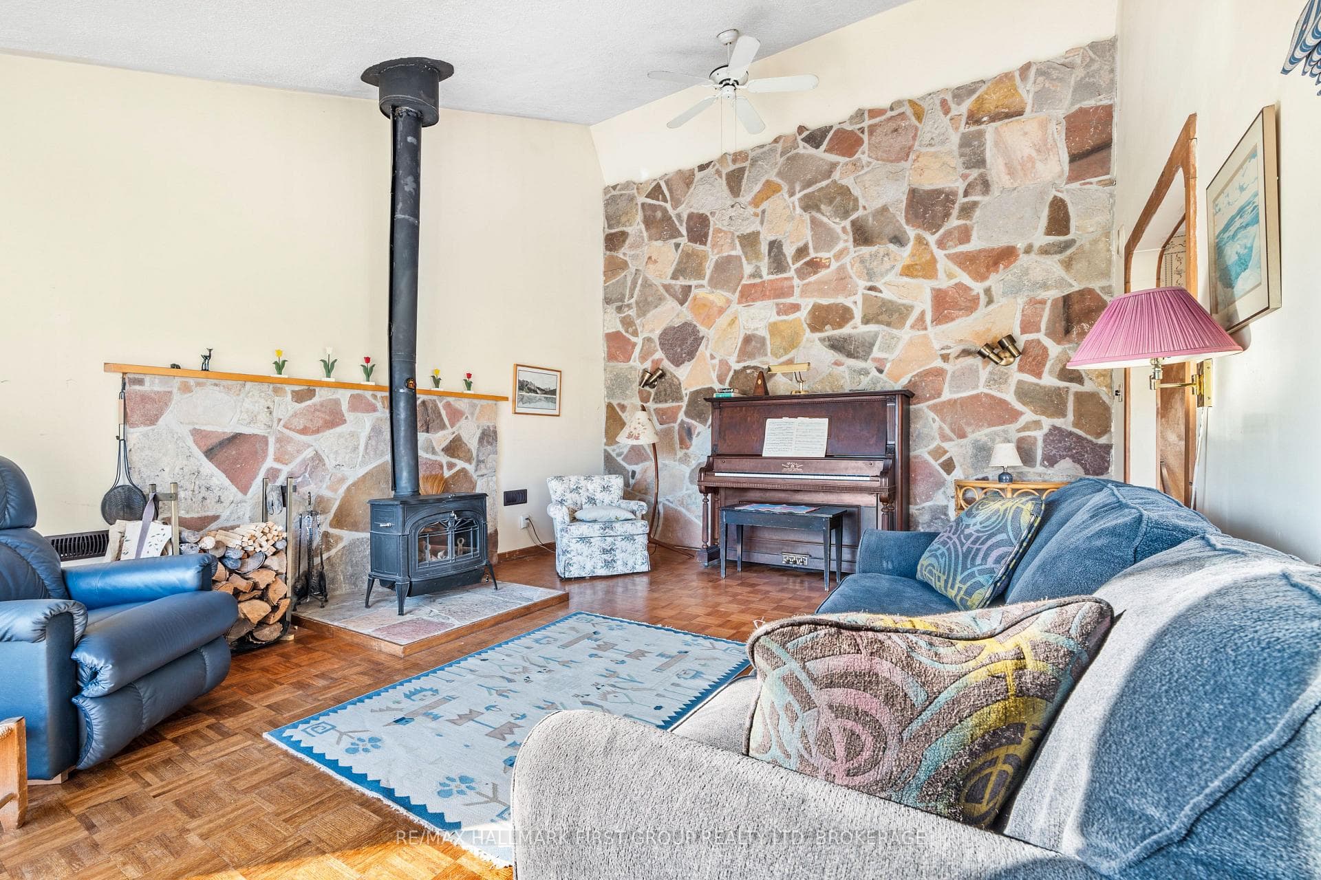 2881 Quabbin Road photo 16