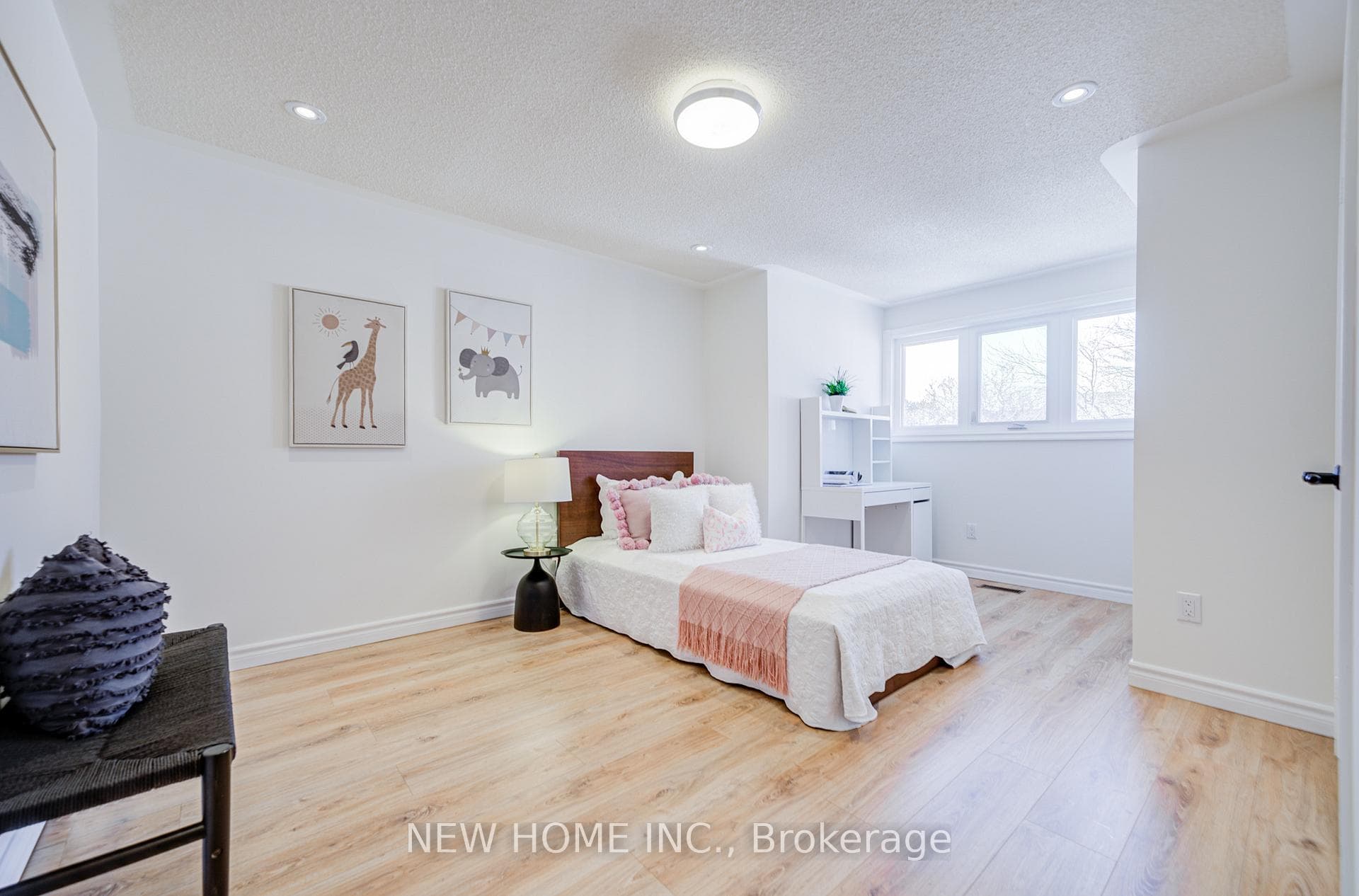 19 Springwood Crescent photo 39