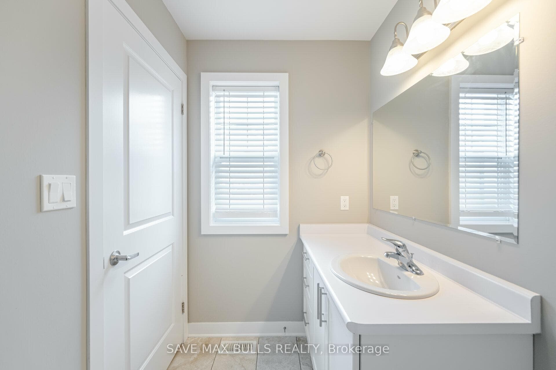 439 Athlone Avenue Unit A8 photo 25