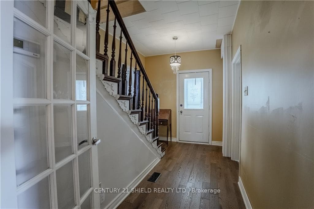 29 OAK Street photo 18