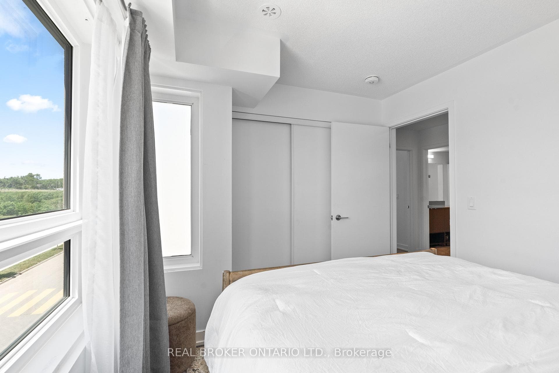 1121 Cooke Boulevard Unit 1 photo 17