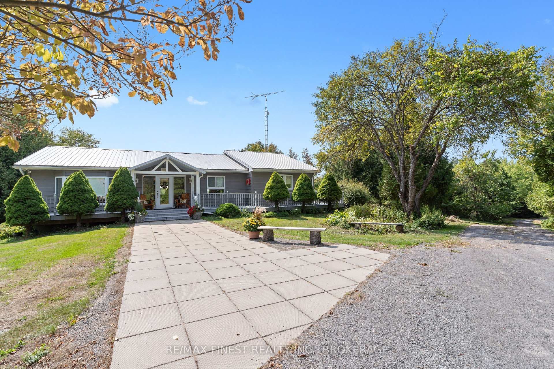 180 Napanee Road photo 22