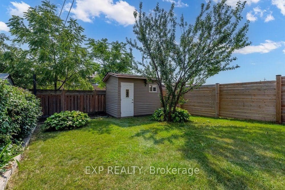876 Blairholm Avenue photo 40