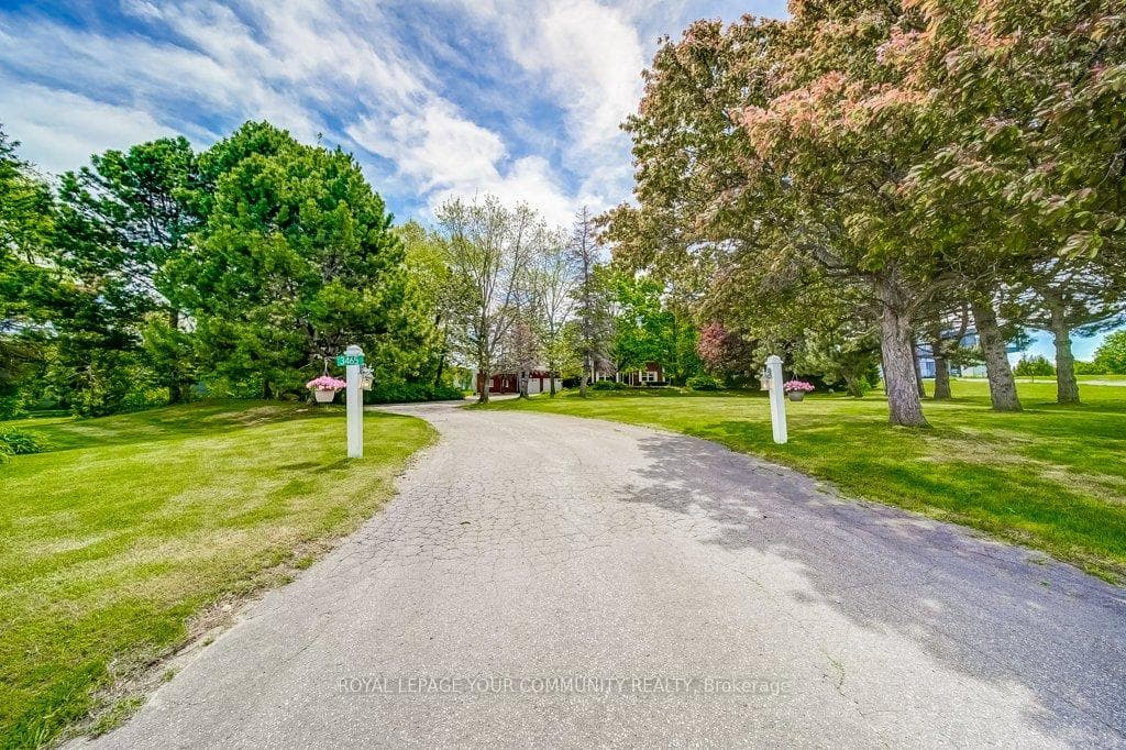 3465 19th Side Road photo 3