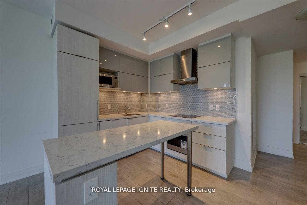 10 Rouge Valley Drive Unit 322 photo 12