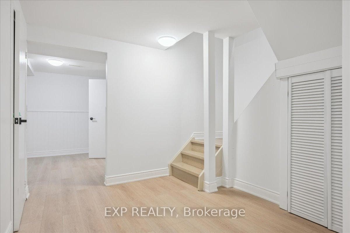365 Tailfeather Crescent Unit 30 photo 30