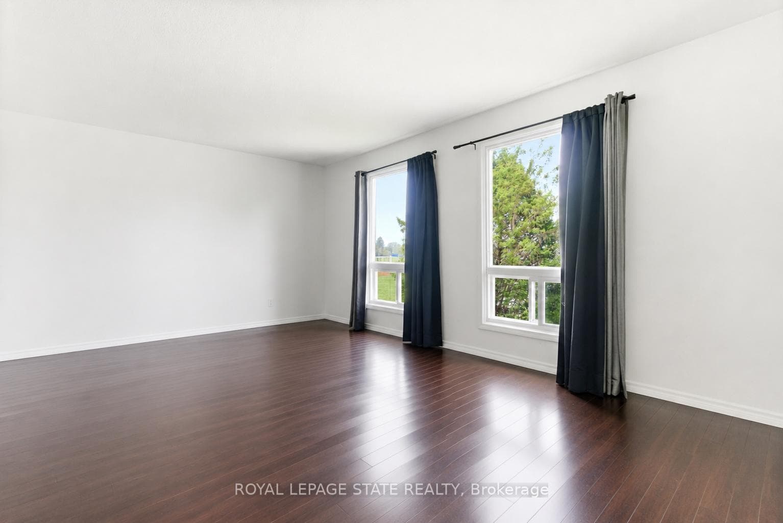 Virtually Vacant