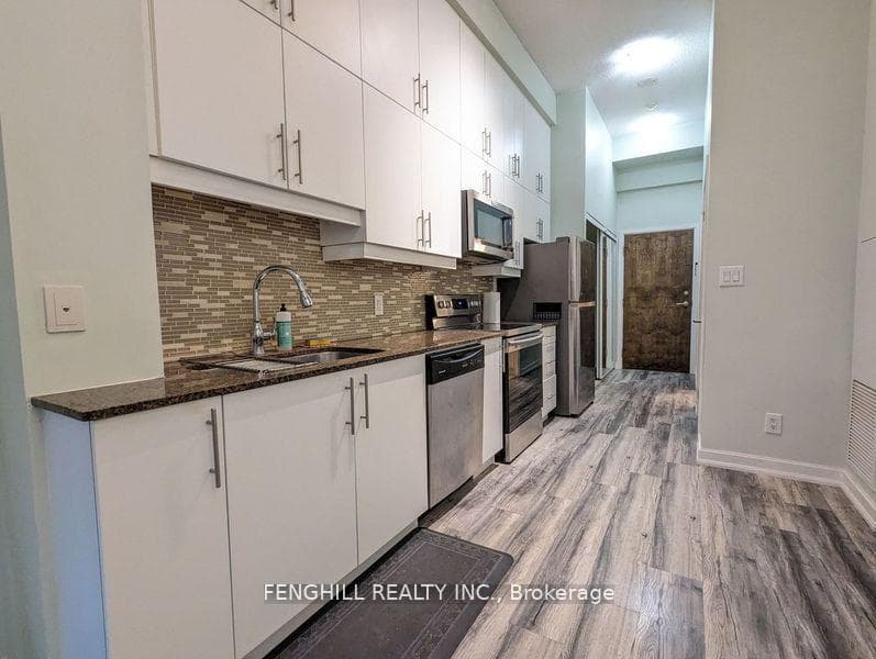 33 Bay Street Unit 209 photo 4
