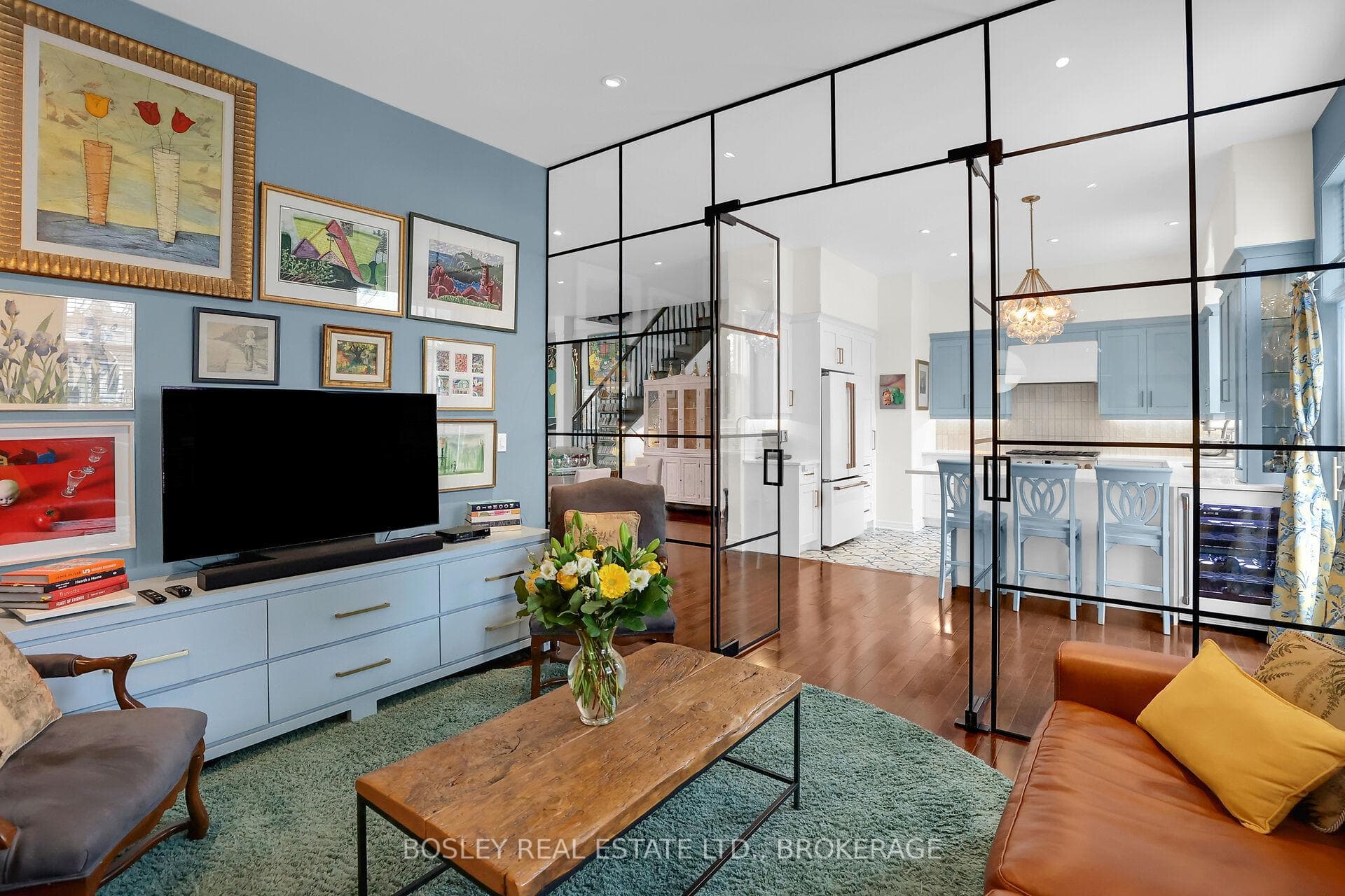 family room / den