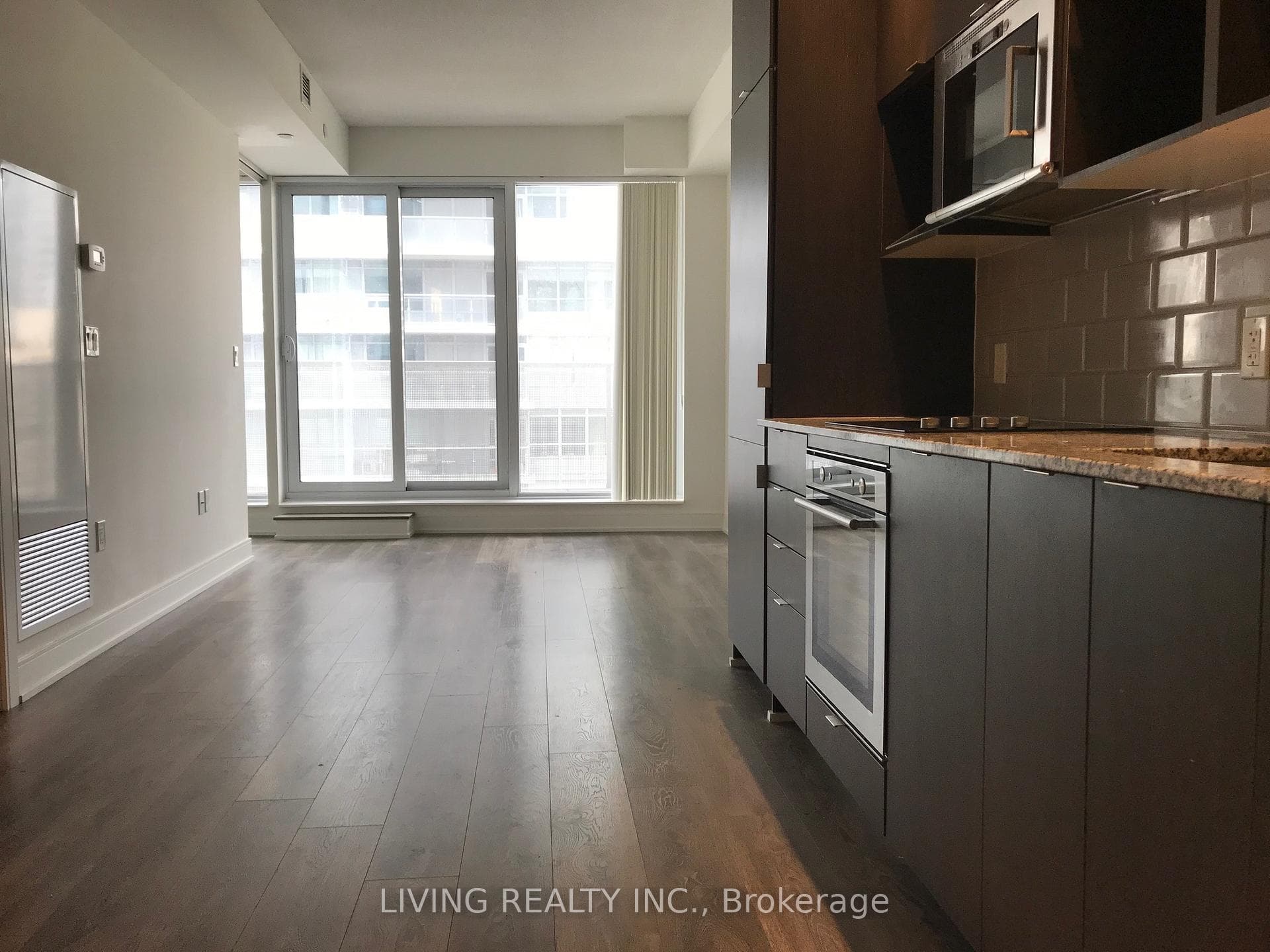 89 McGill Street Unit 1304 photo 2