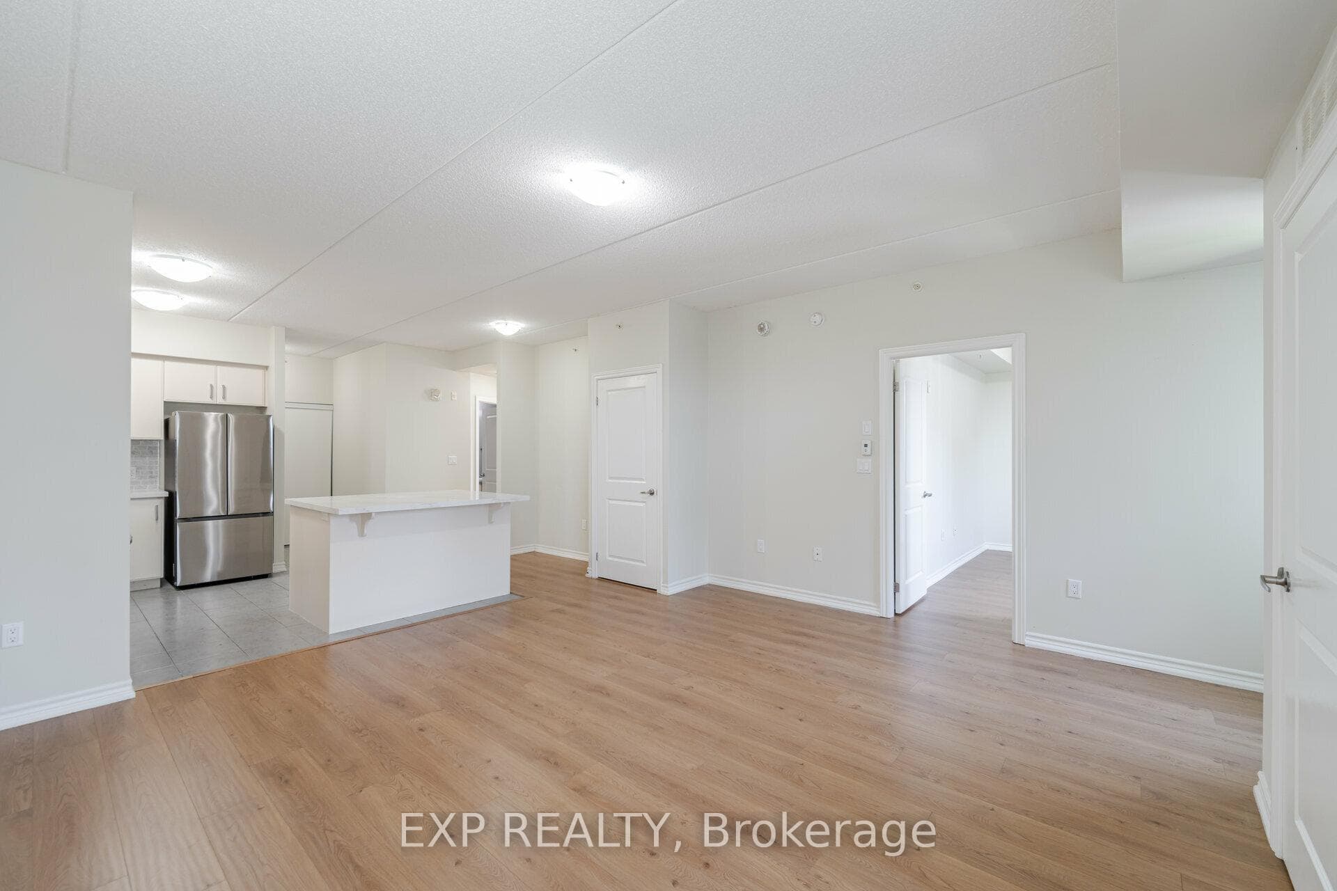 640 Sauve Street Unit 402 photo 7