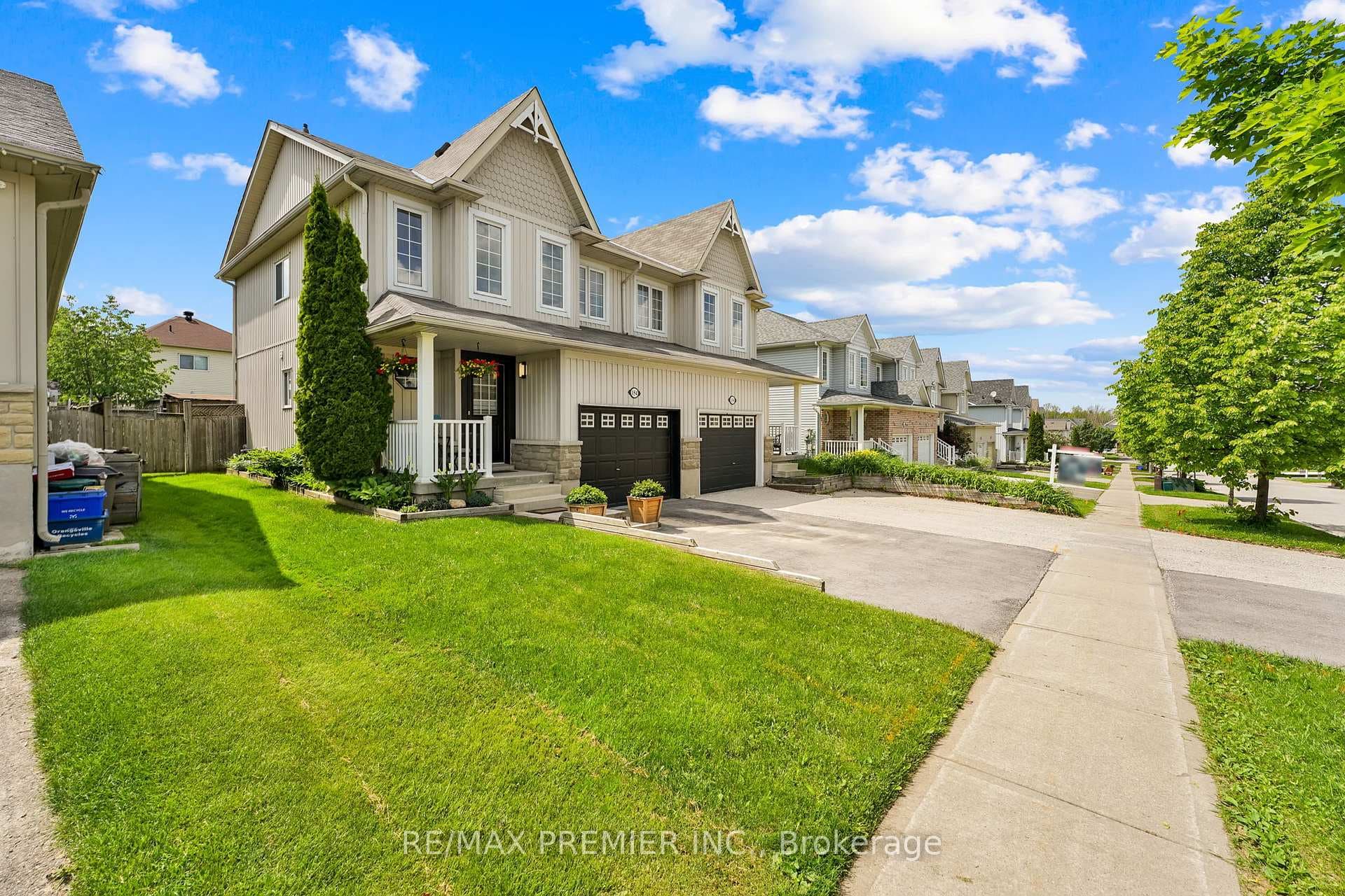 154 Marion Street photo 2