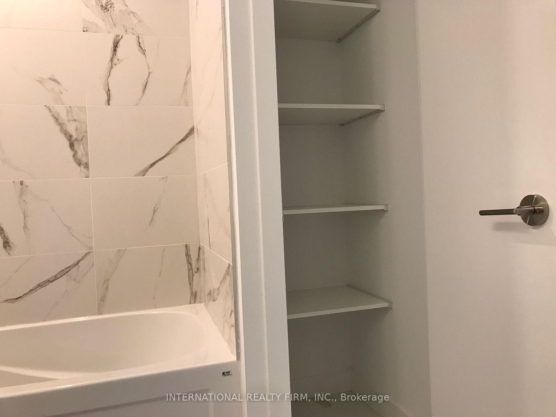 7 Golden Lion Heights Unit 817 photo 9