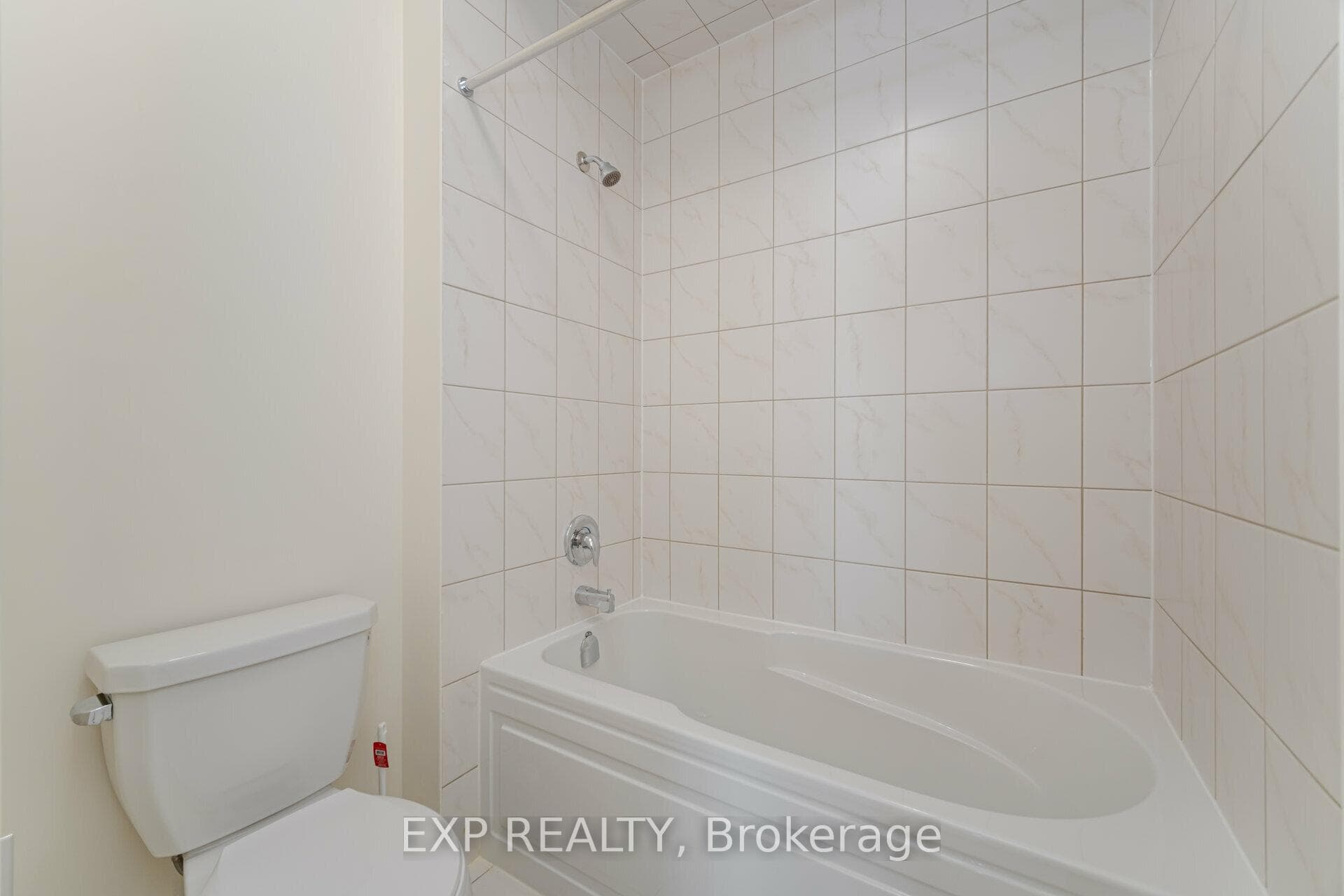 4 Silver Meadows Gardens photo 37