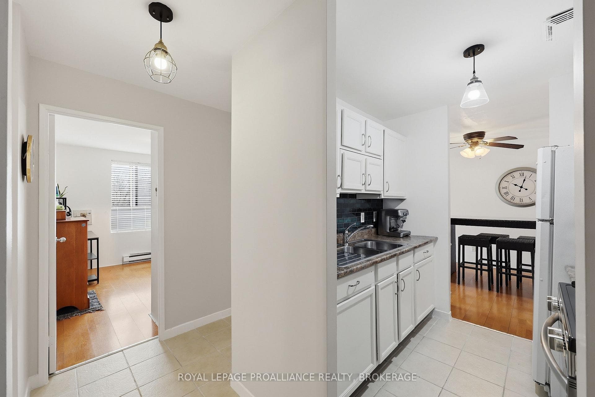 17 Eldon Hall Place Unit 215 photo 16