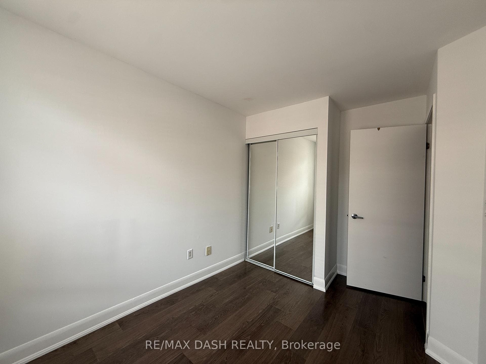 415 Jarvis Street Unit 342 photo 15