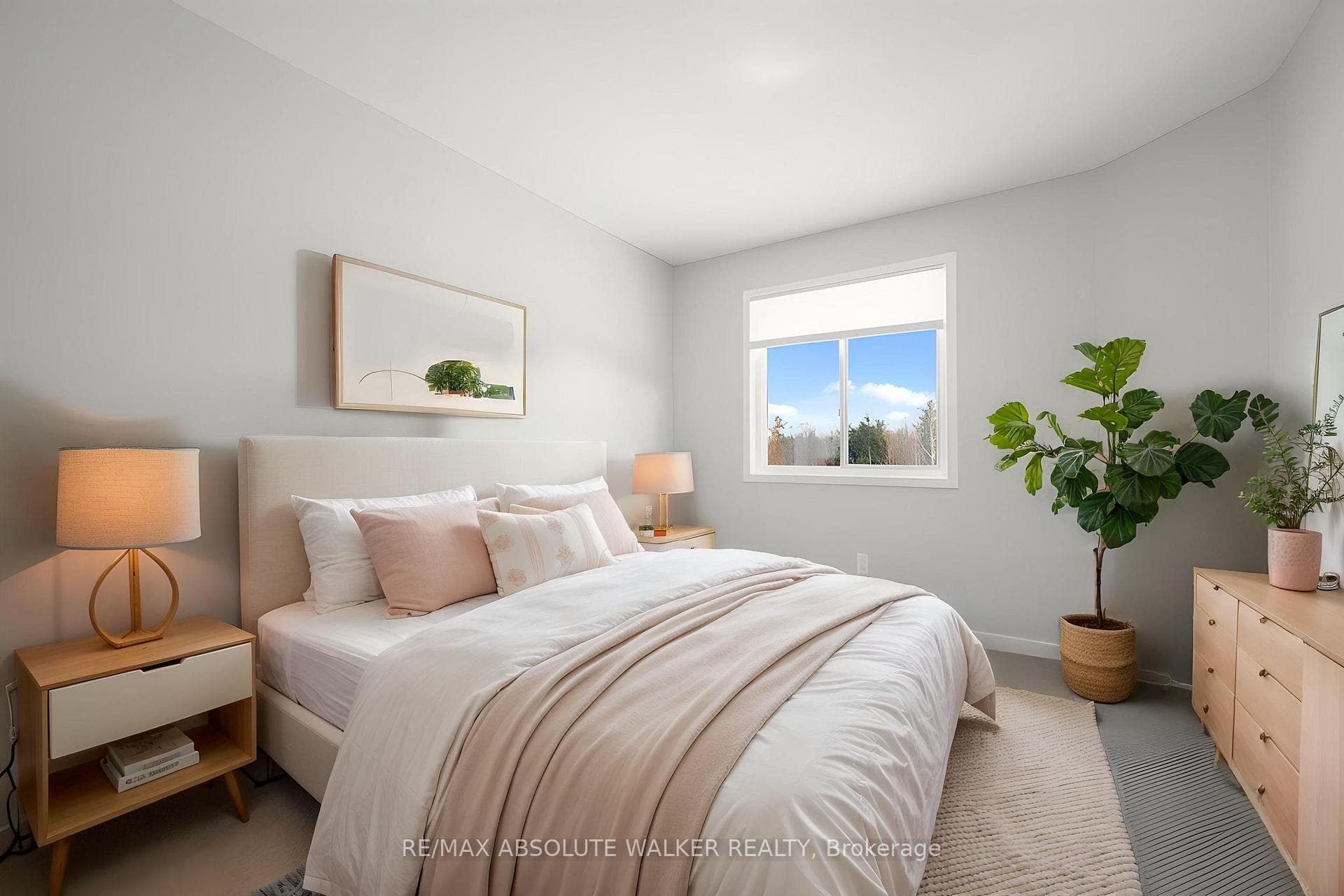 2351 Glandriel Crescent photo 35