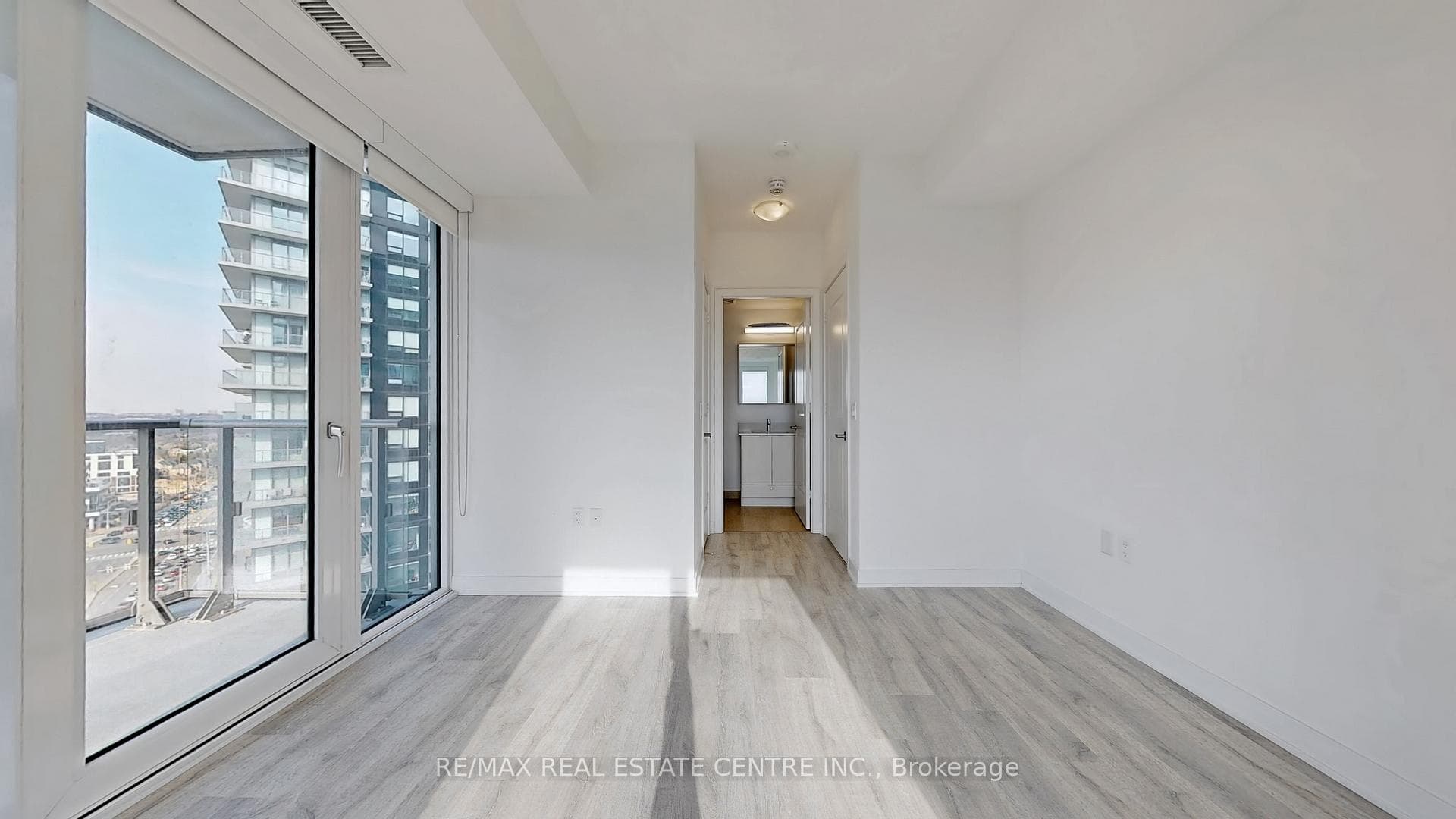 4655 Metcalfe Avenue Unit 1602 photo 20