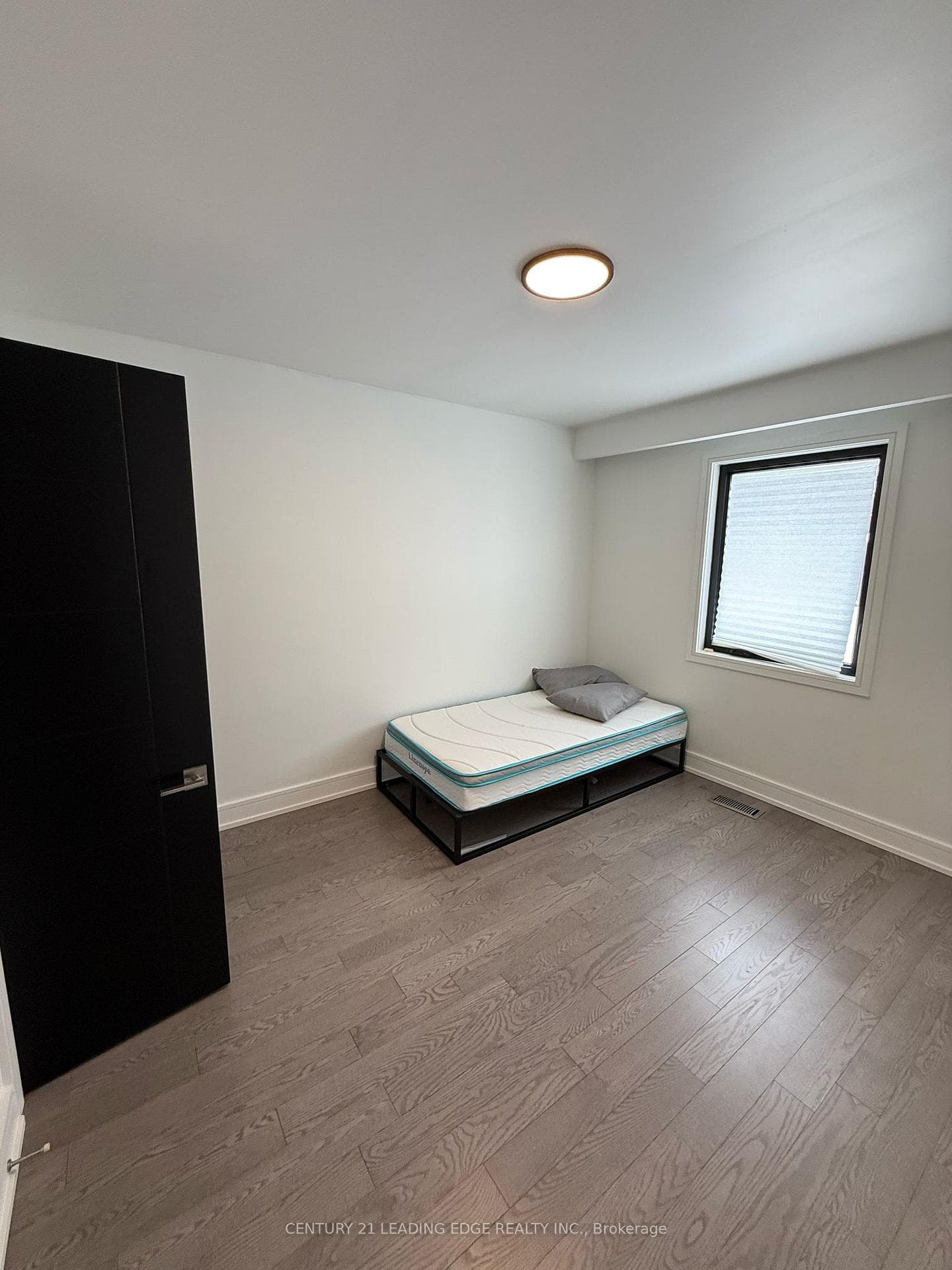 89 Macleod Street Unit Main photo 24